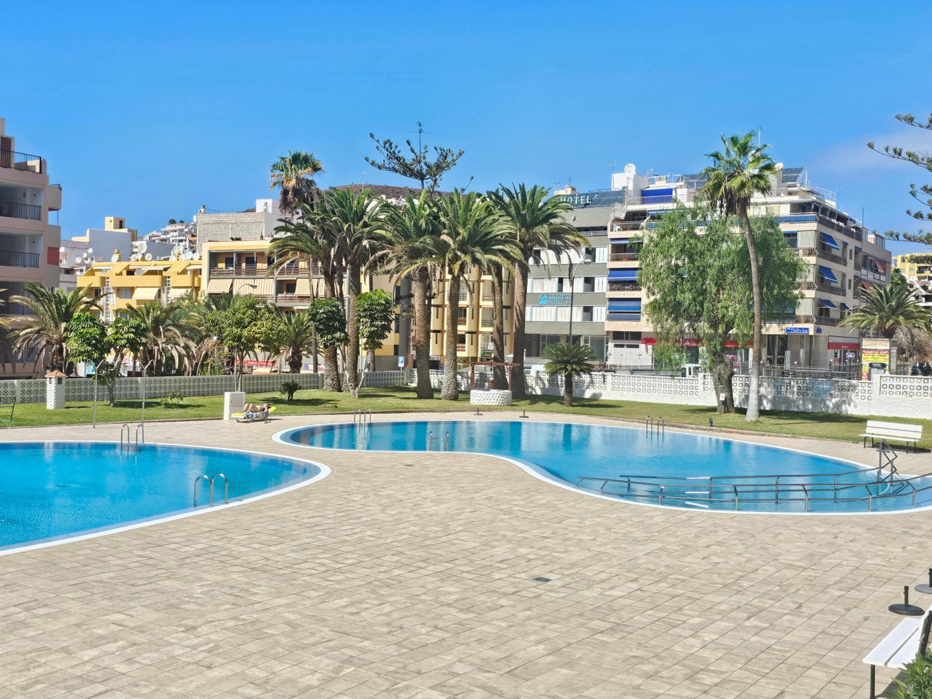 NEW SUNSHINE OCEAN APARTMENT ACHACAY, Los Cristianos, Tenerife