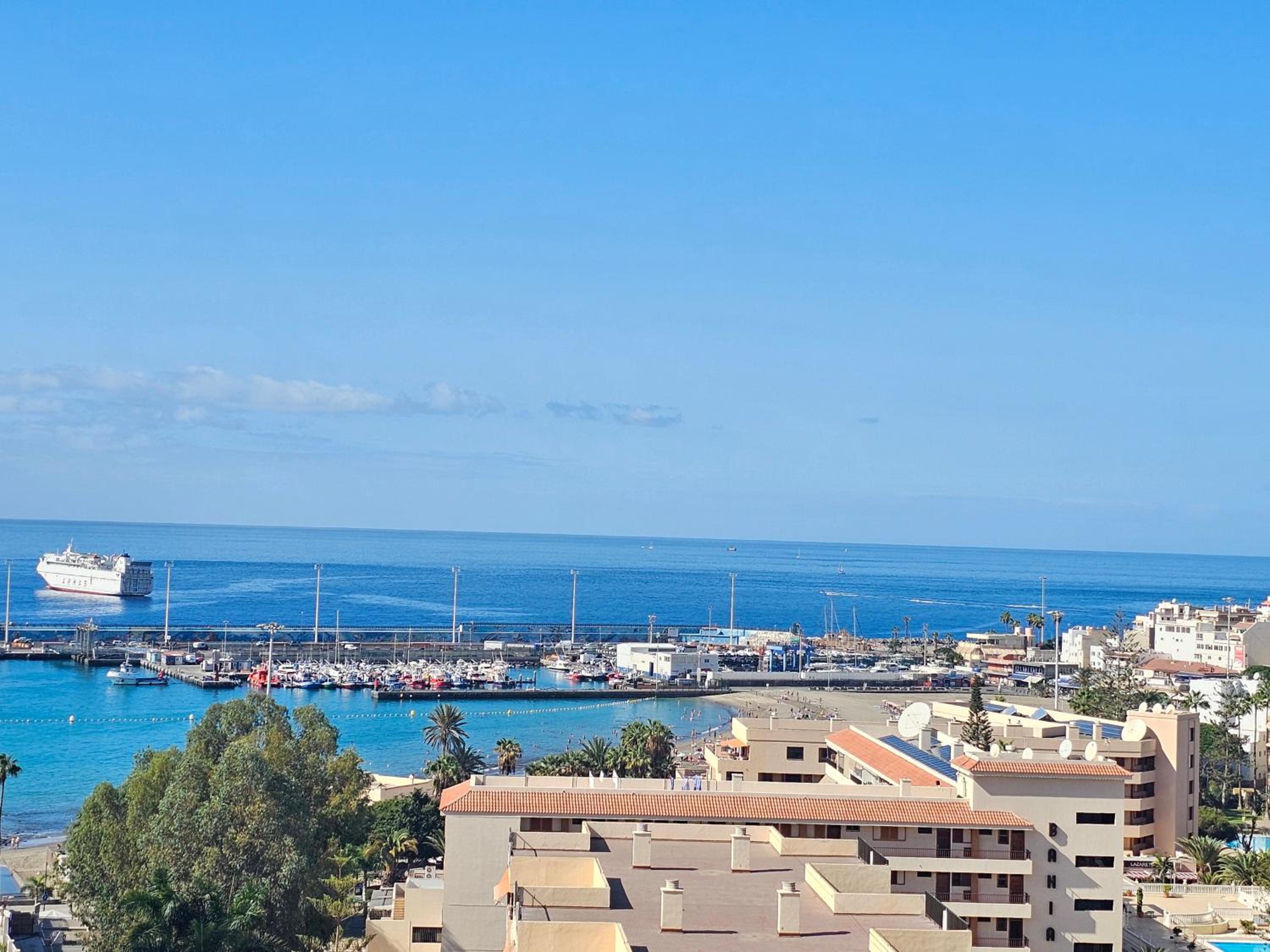 NEW SUNSHINE OCEAN APARTMENT ACHACAY, Los Cristianos, Tenerife