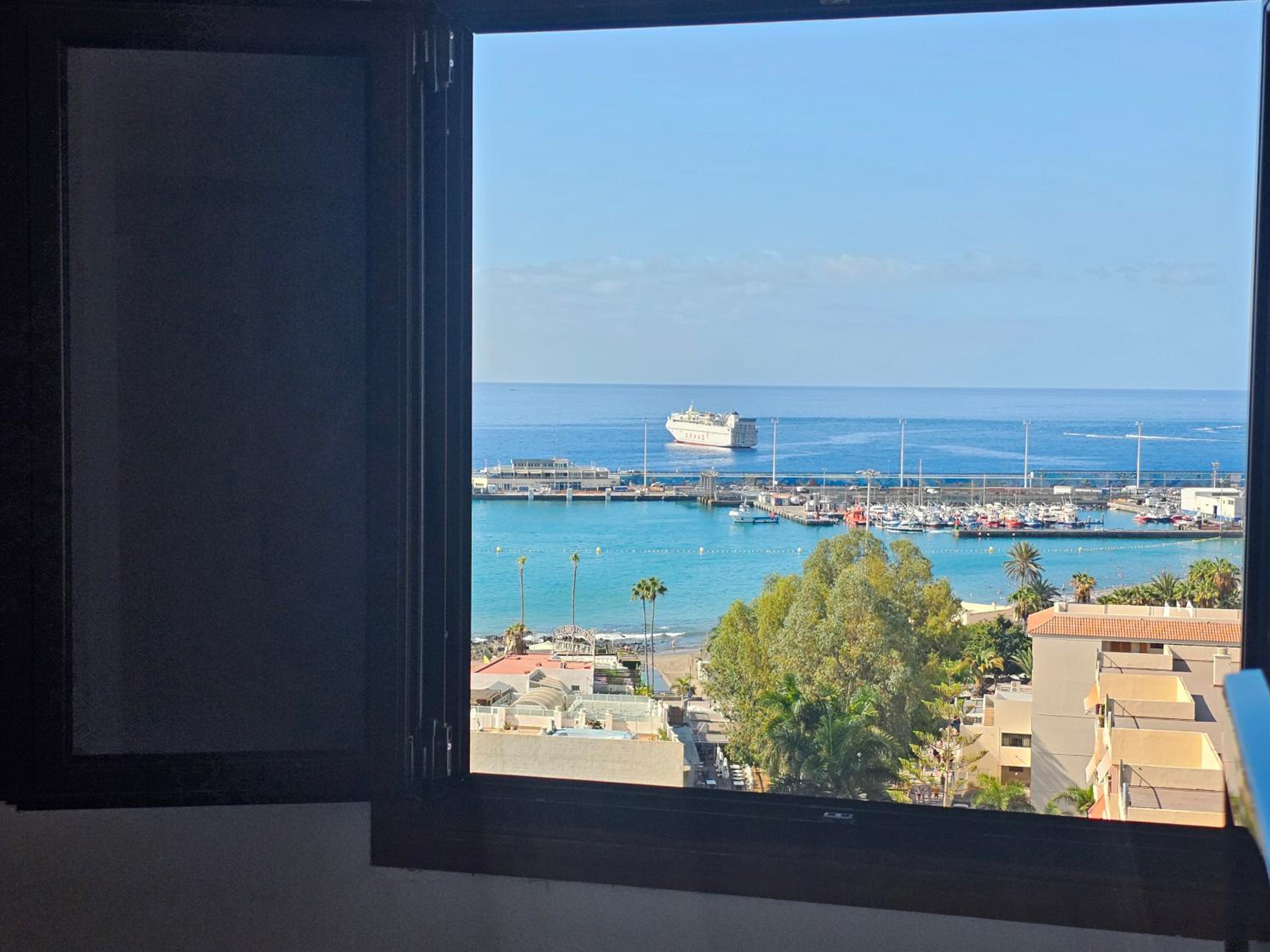 NEW SUNSHINE OCEAN APARTMENT ACHACAY, Los Cristianos, Tenerife