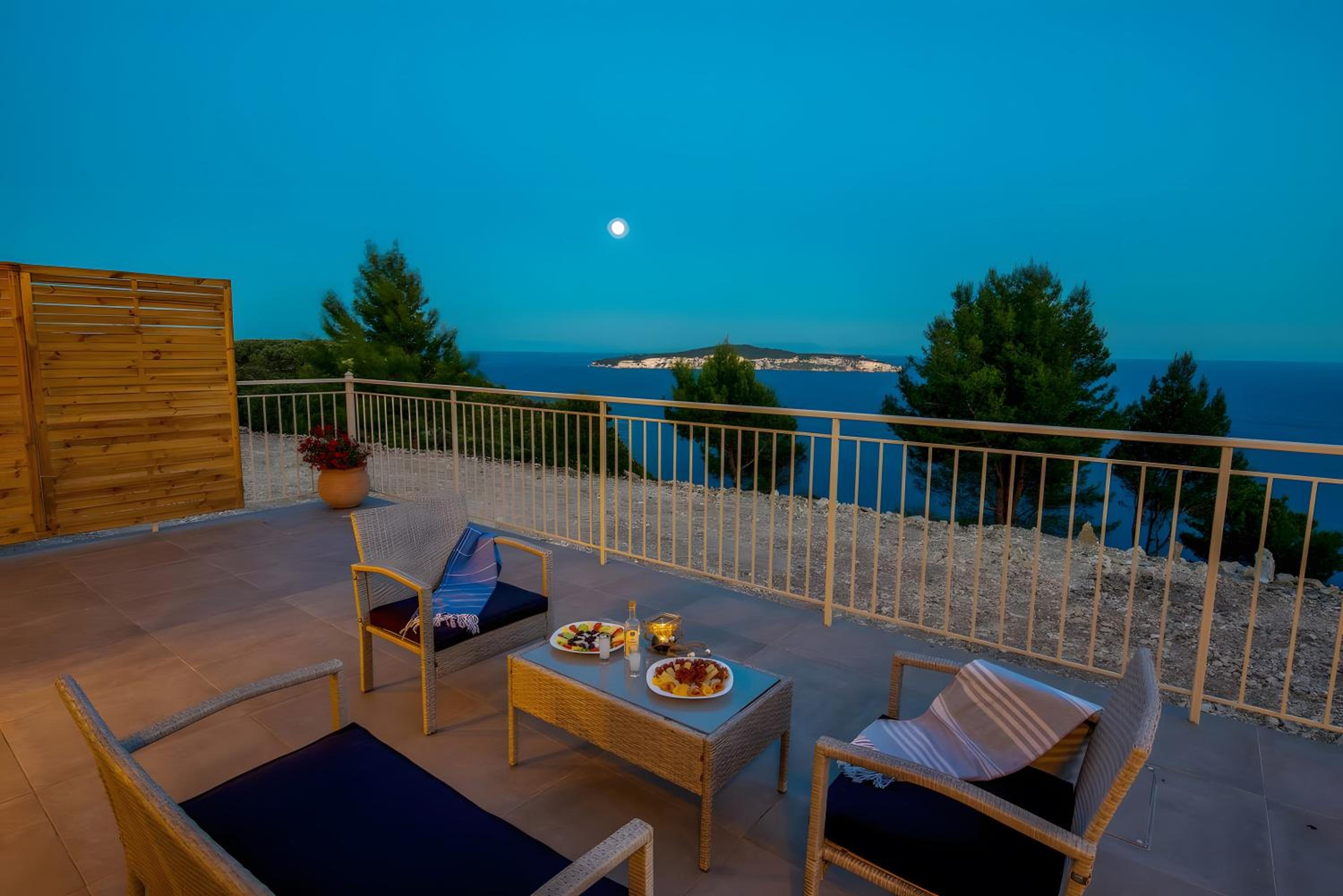 Costa Mediterranea photo 3