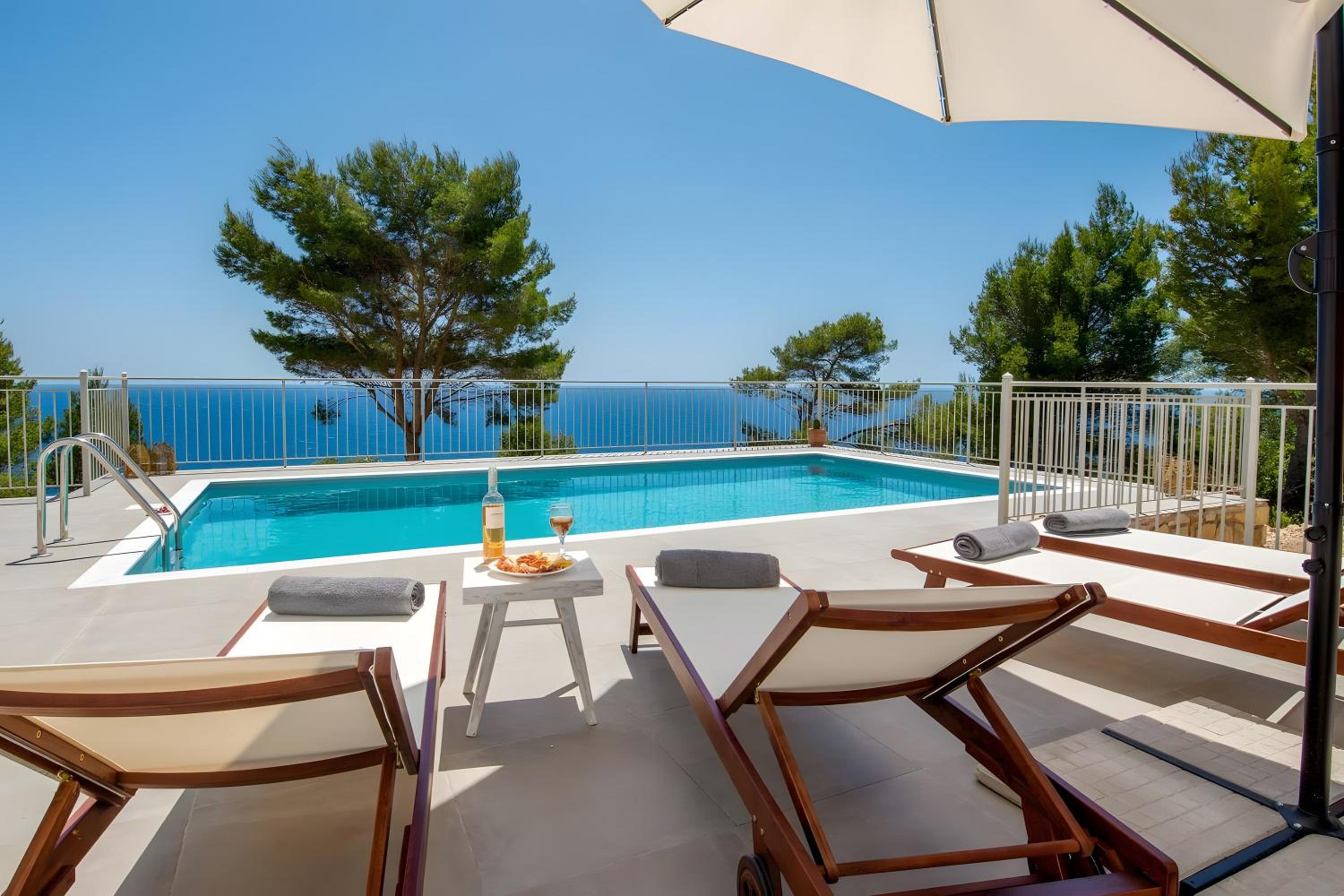 Costa Mediterranea photo 2