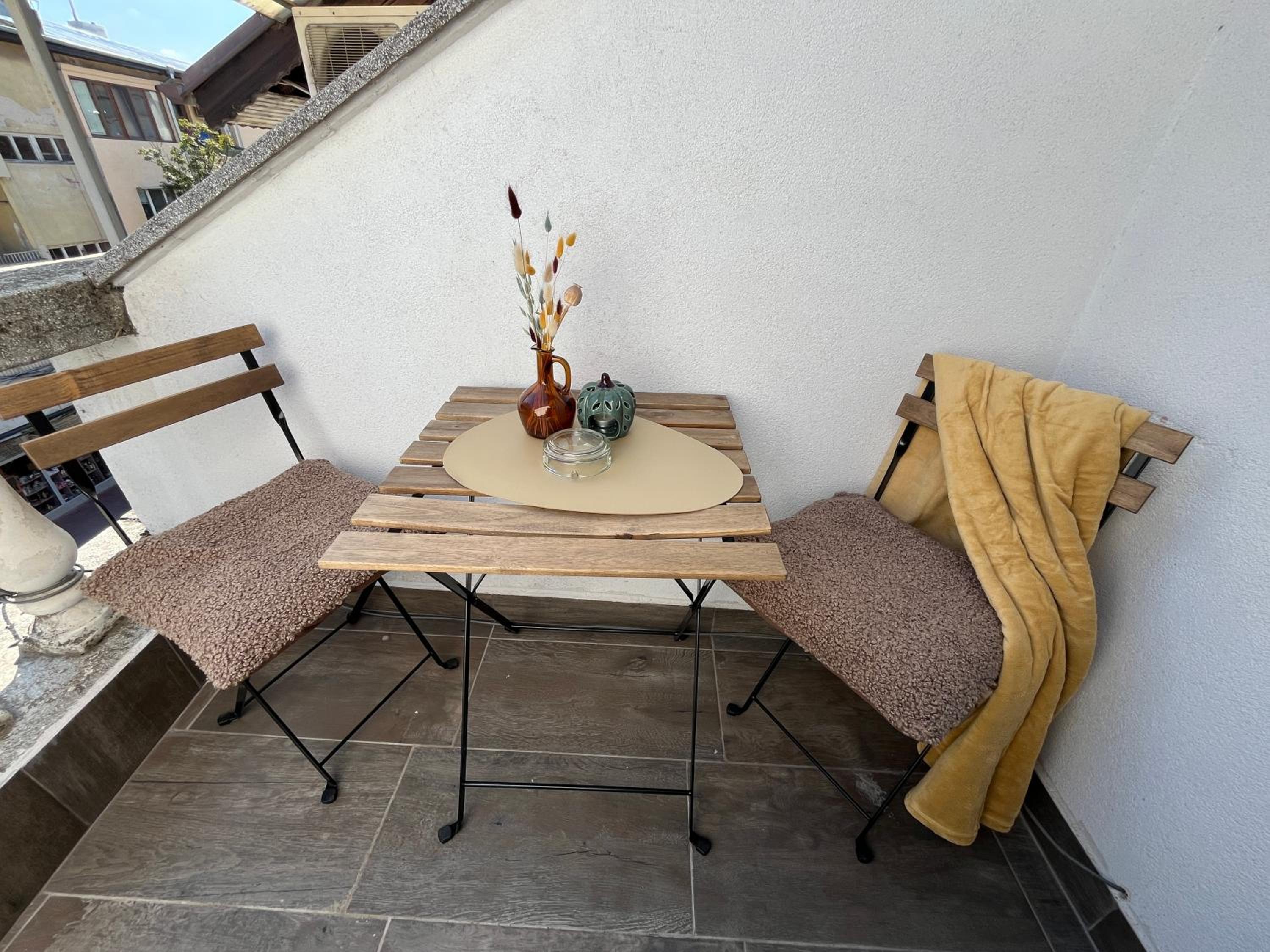 stylish three bed condo