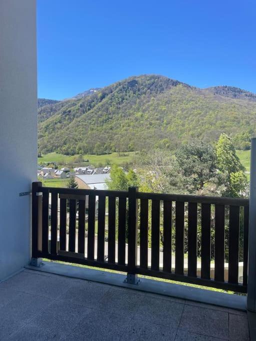 Appartement avec vue sur les montagnes - Au calme et proche du centre ville
