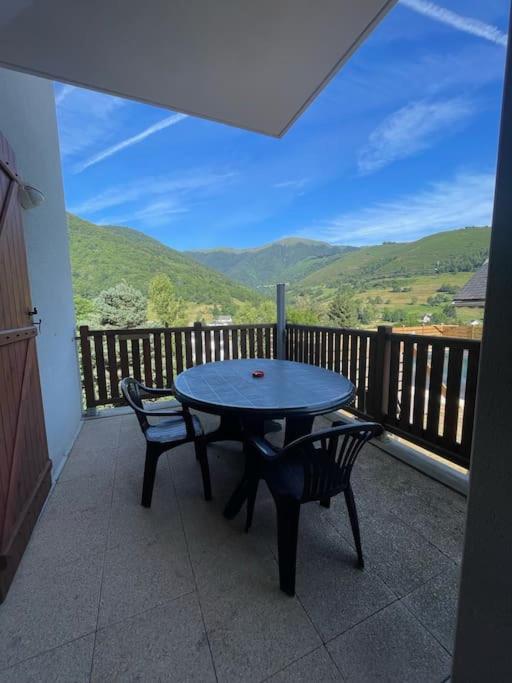 Appartement avec vue sur les montagnes - Au calme et proche du centre ville