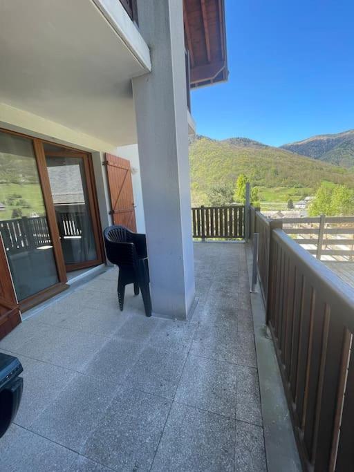 Appartement avec vue sur les montagnes - Au calme et proche du centre ville
