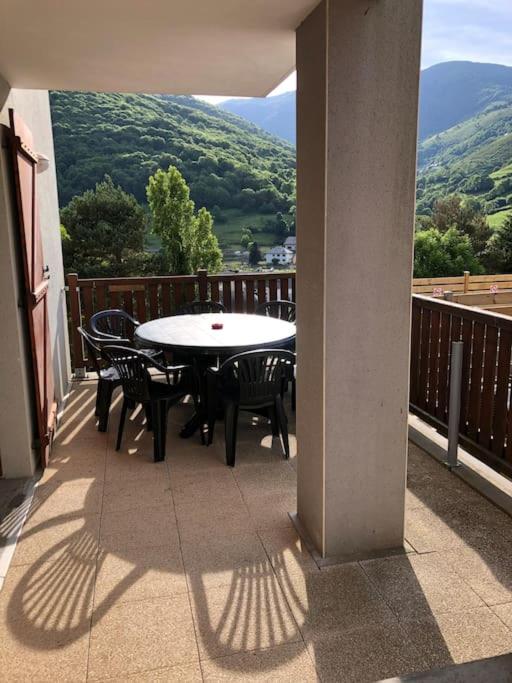 Appartement avec vue sur les montagnes - Au calme et proche du centre ville