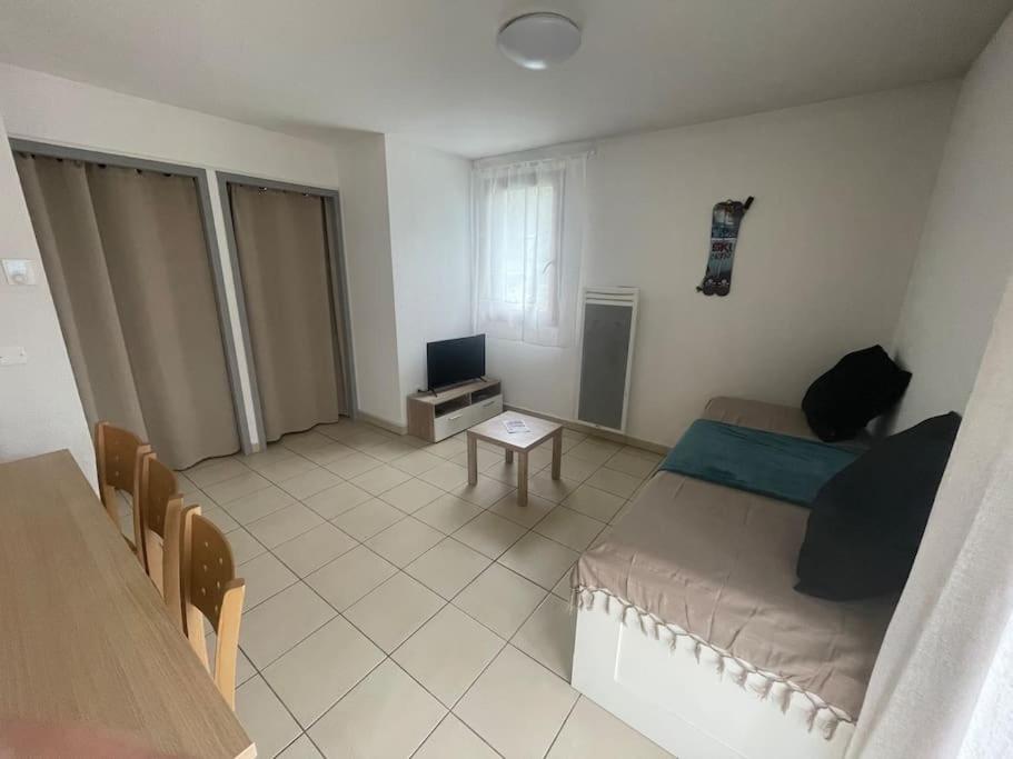 Appartement avec vue sur les montagnes - Au calme et proche du centre ville
