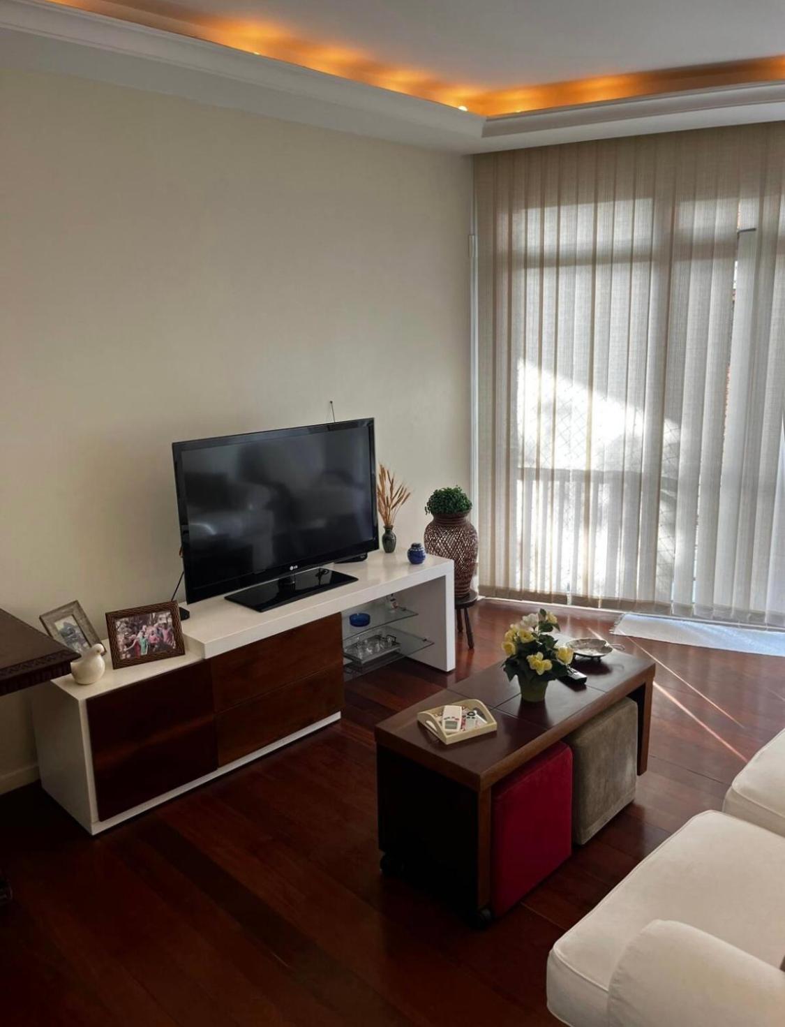 Apartamento Ipanema bem localizado