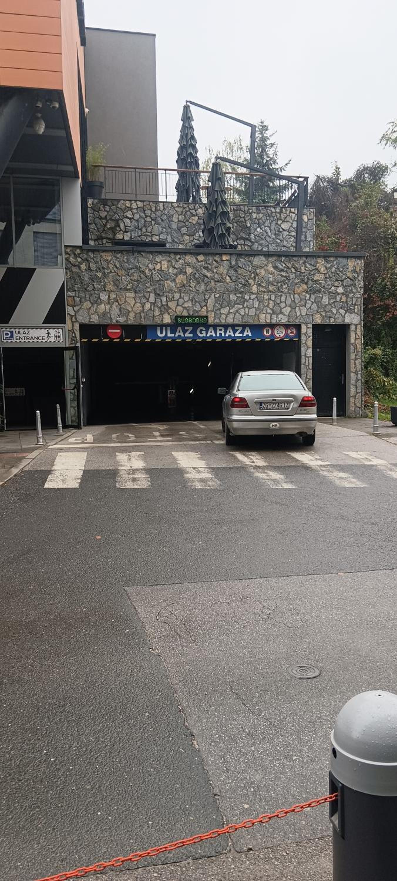 Photo 23