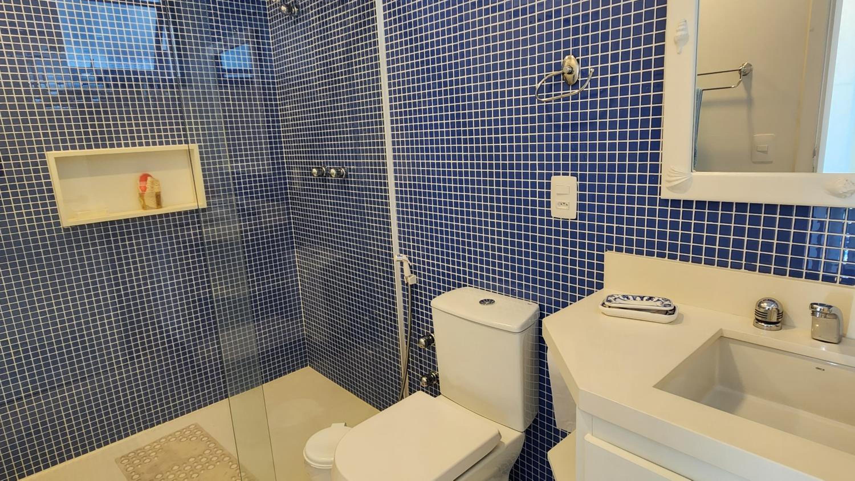 Apartamento de 3 Suítes Perto da Praia com Vista ao Mar na Riviera