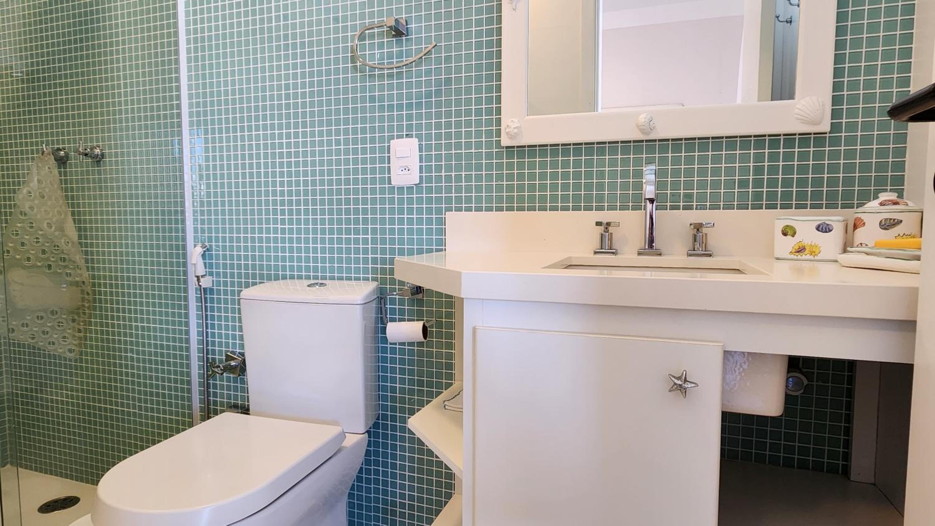 Apartamento de 3 Suítes Perto da Praia com Vista ao Mar na Riviera