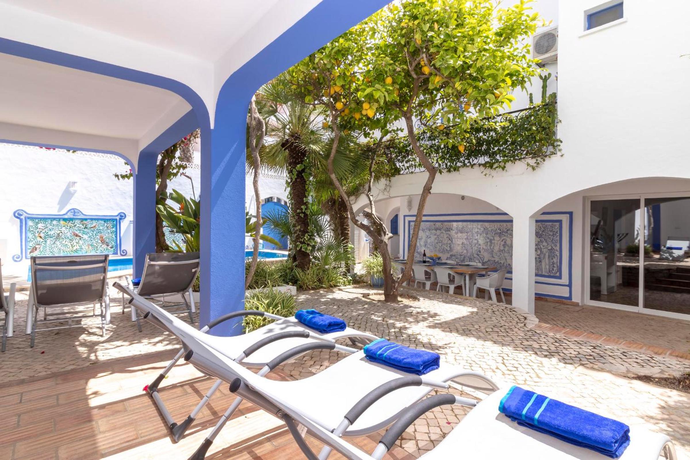 Villa Oasis Hidden Gem Heart of Village Pool Courtyard view 4