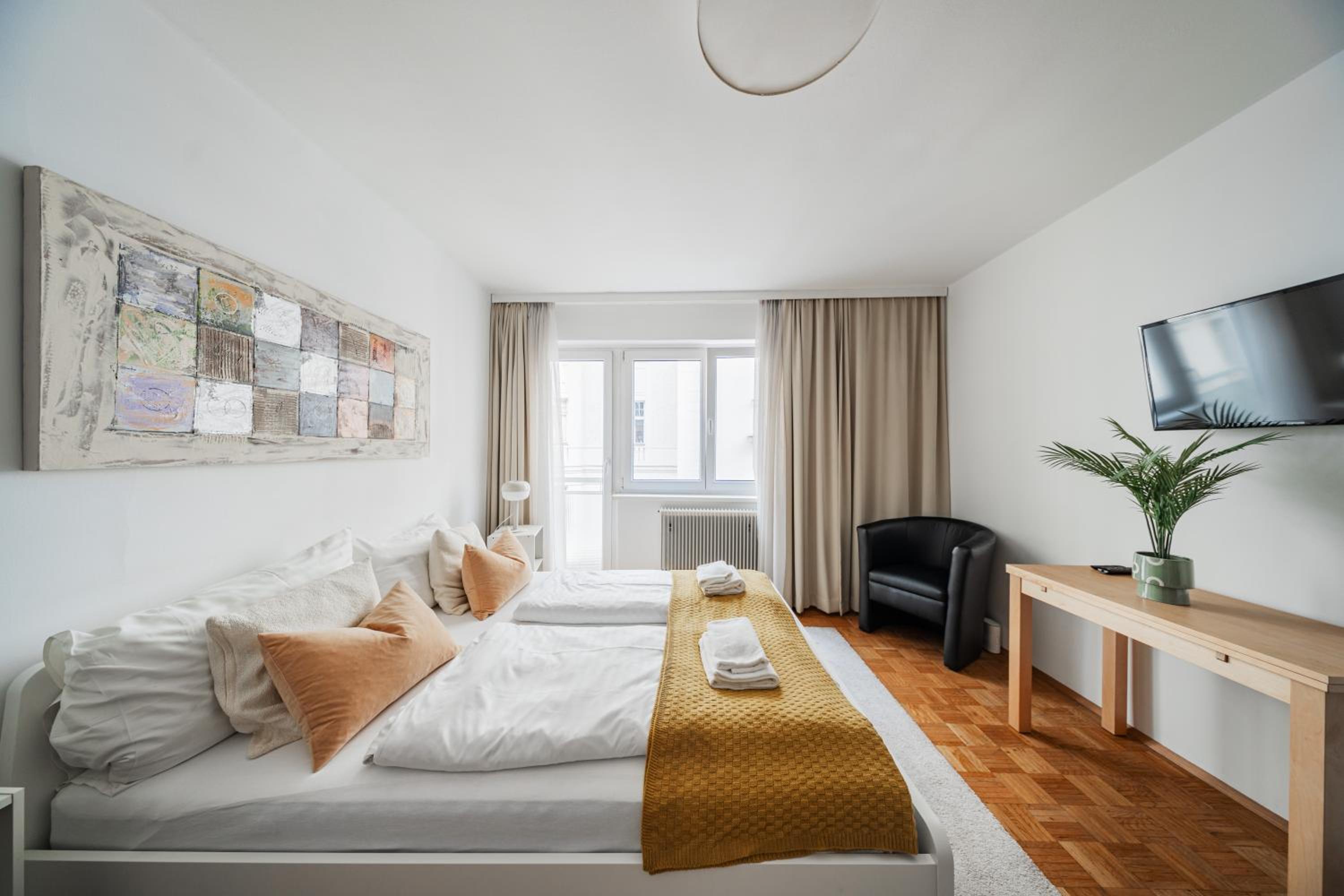 Studio next to Karlskirche