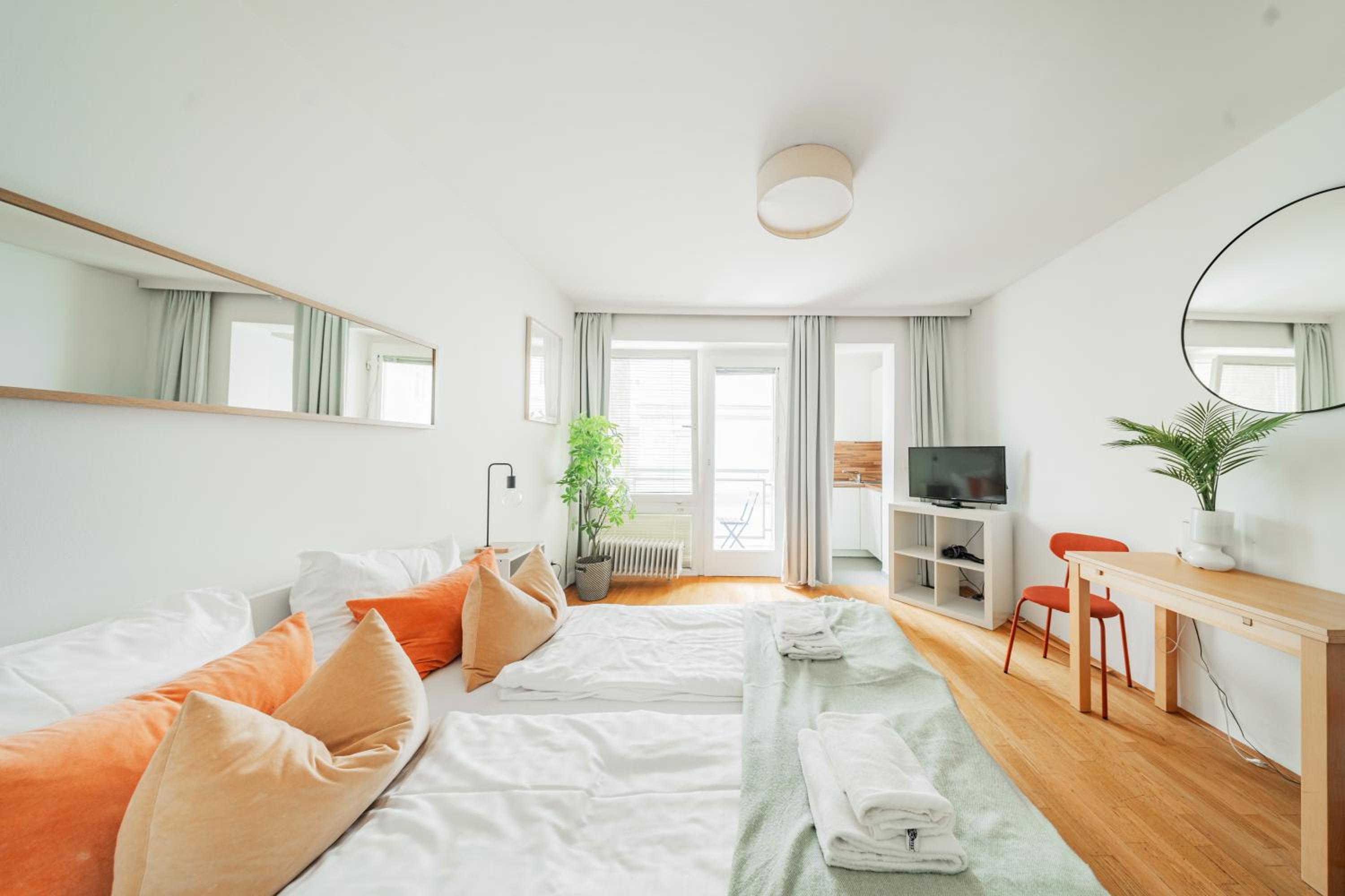 Studio next to Karlskirche