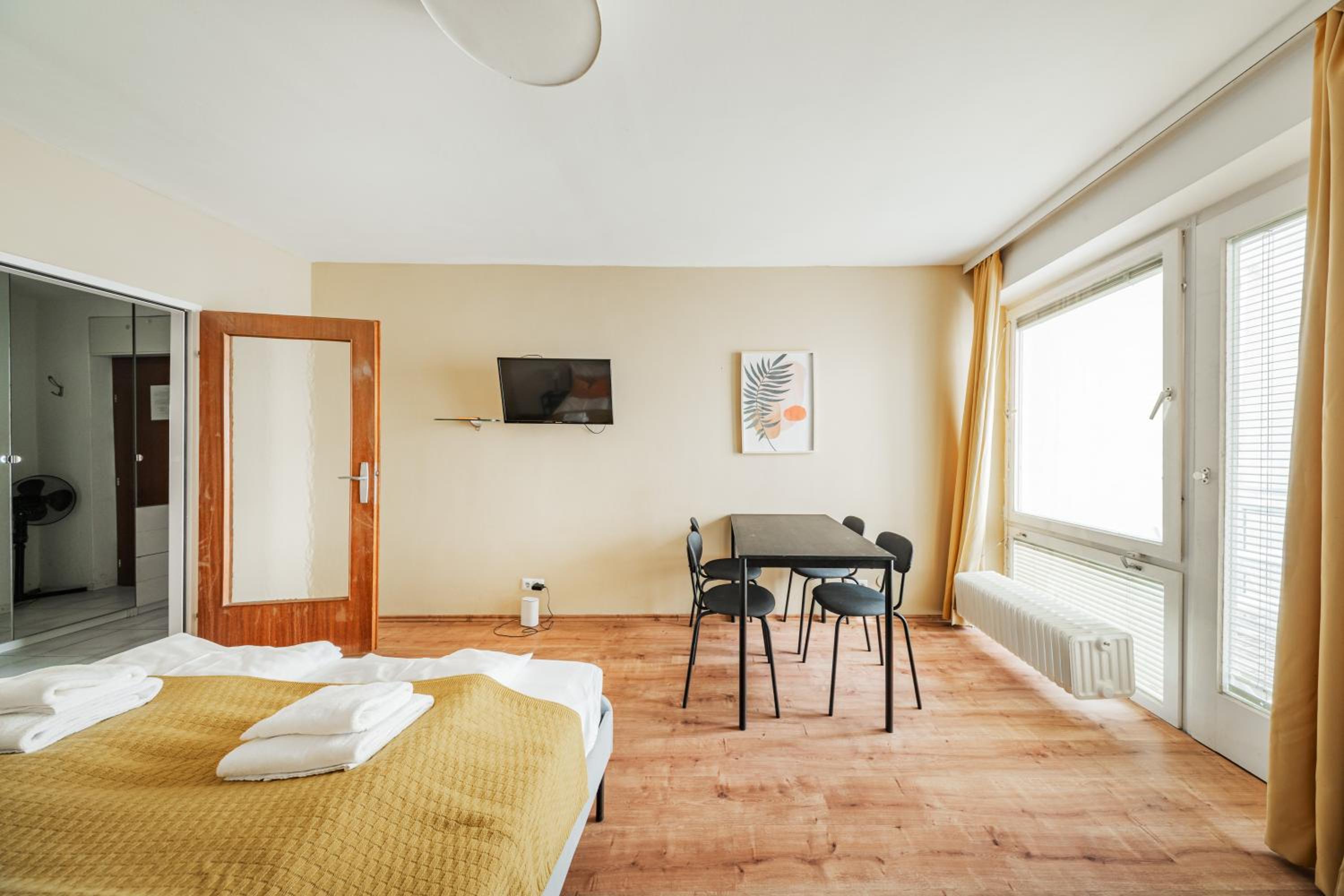 Studio next to Karlskirche