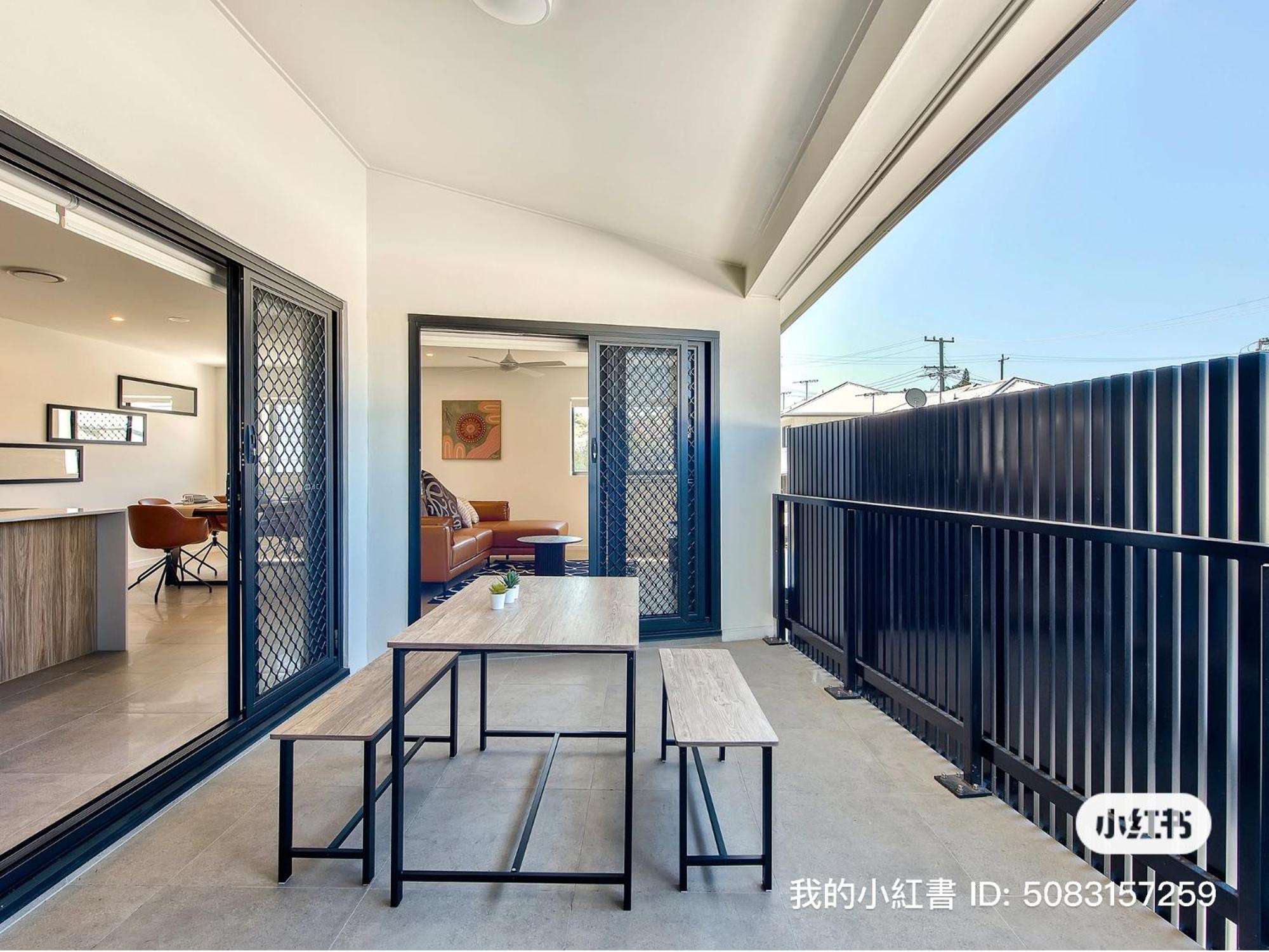 Spacious Top Floor 3BR Apartment with Views, Balcony, Parking, Family Friendly