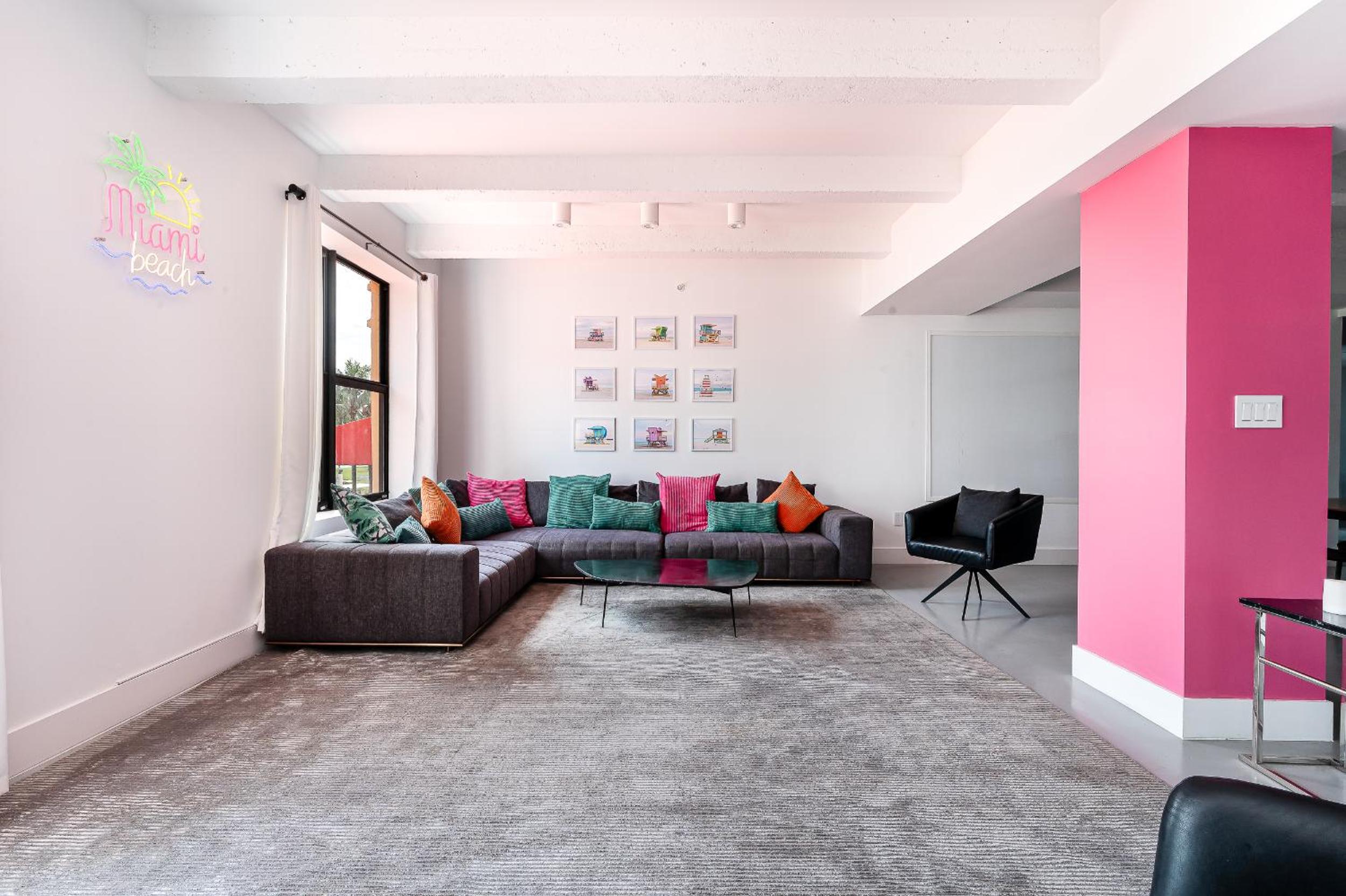lounge