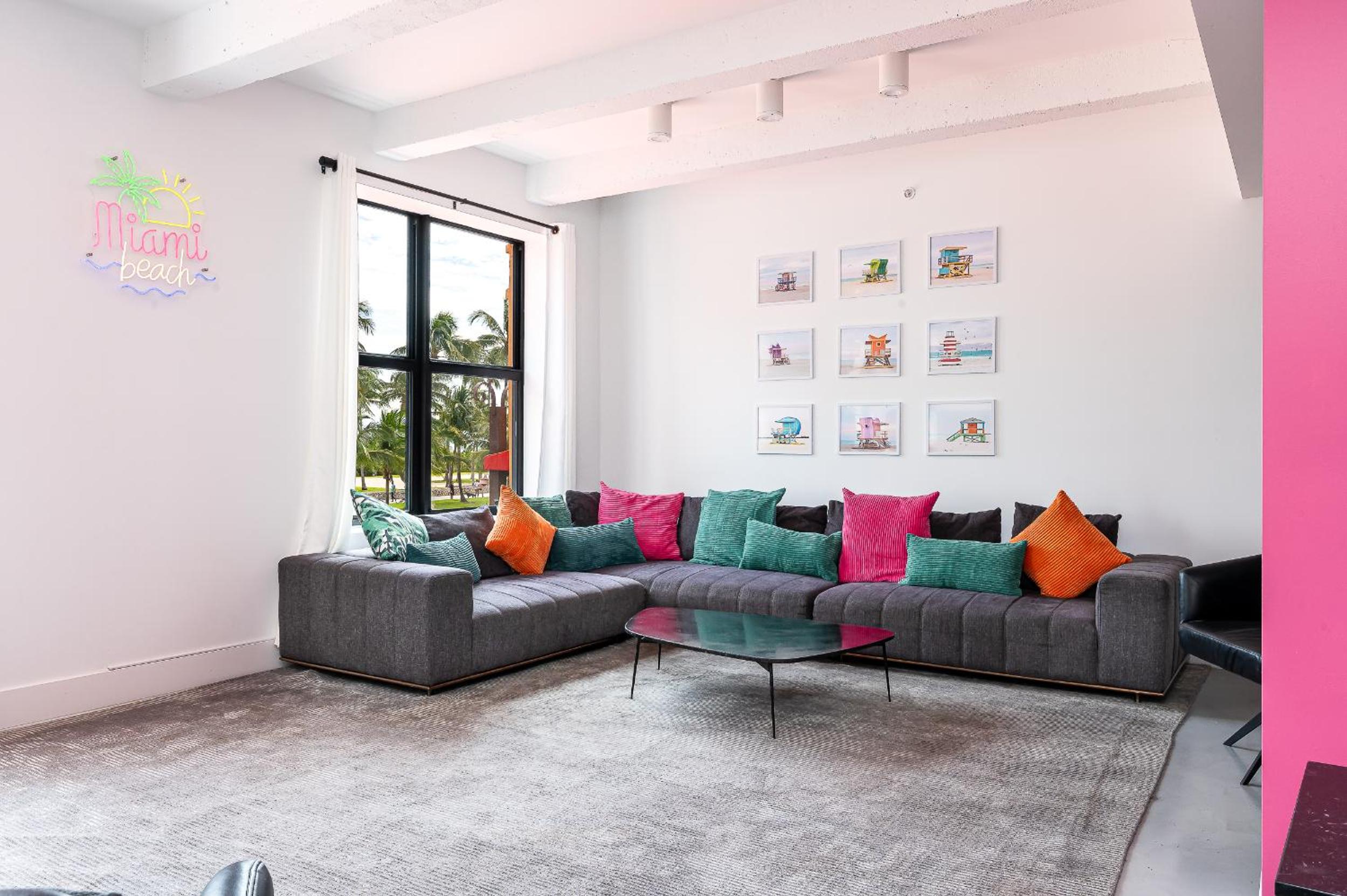 lounge
