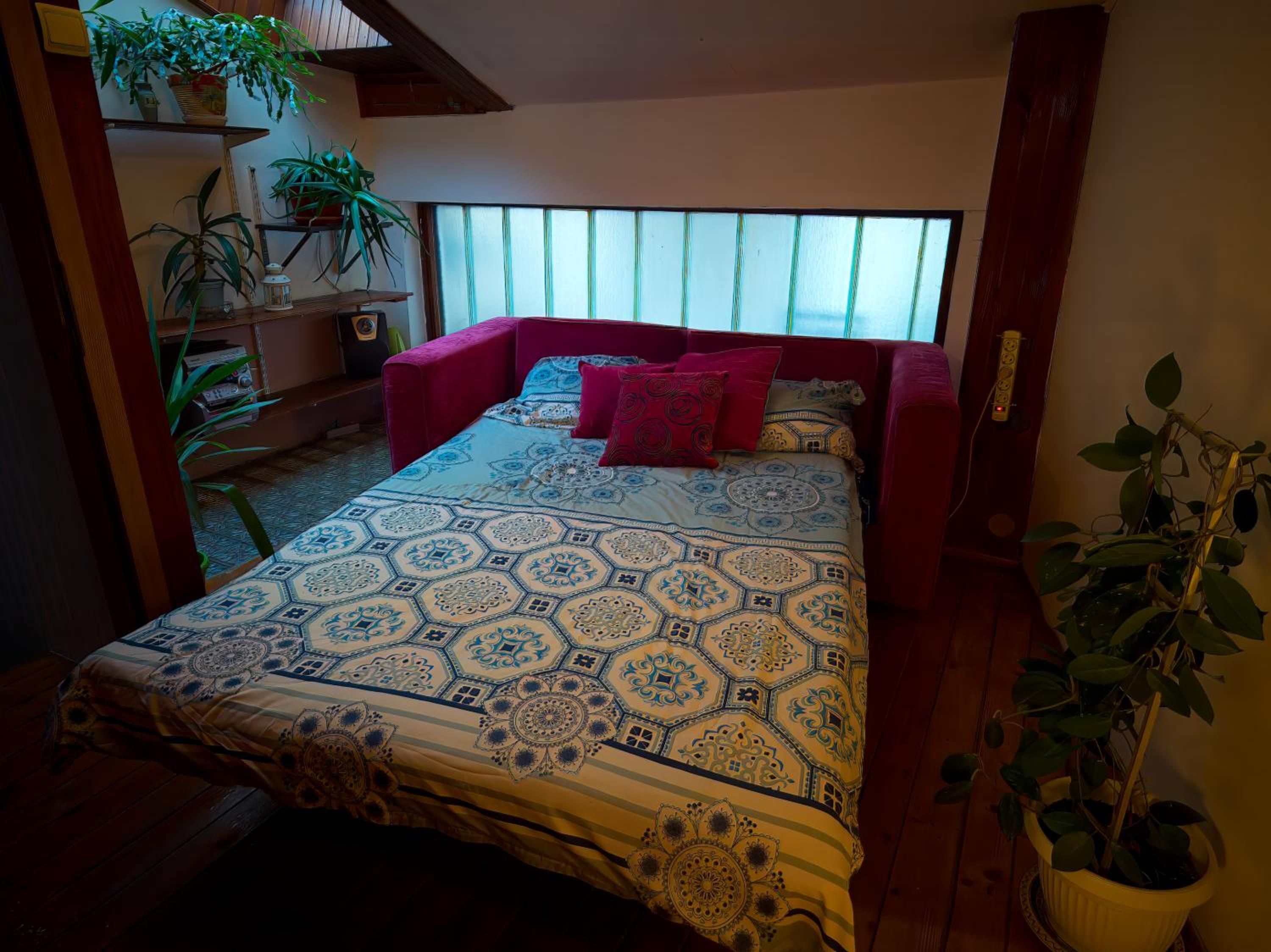 Vintage House on Sava Temple Street view 3