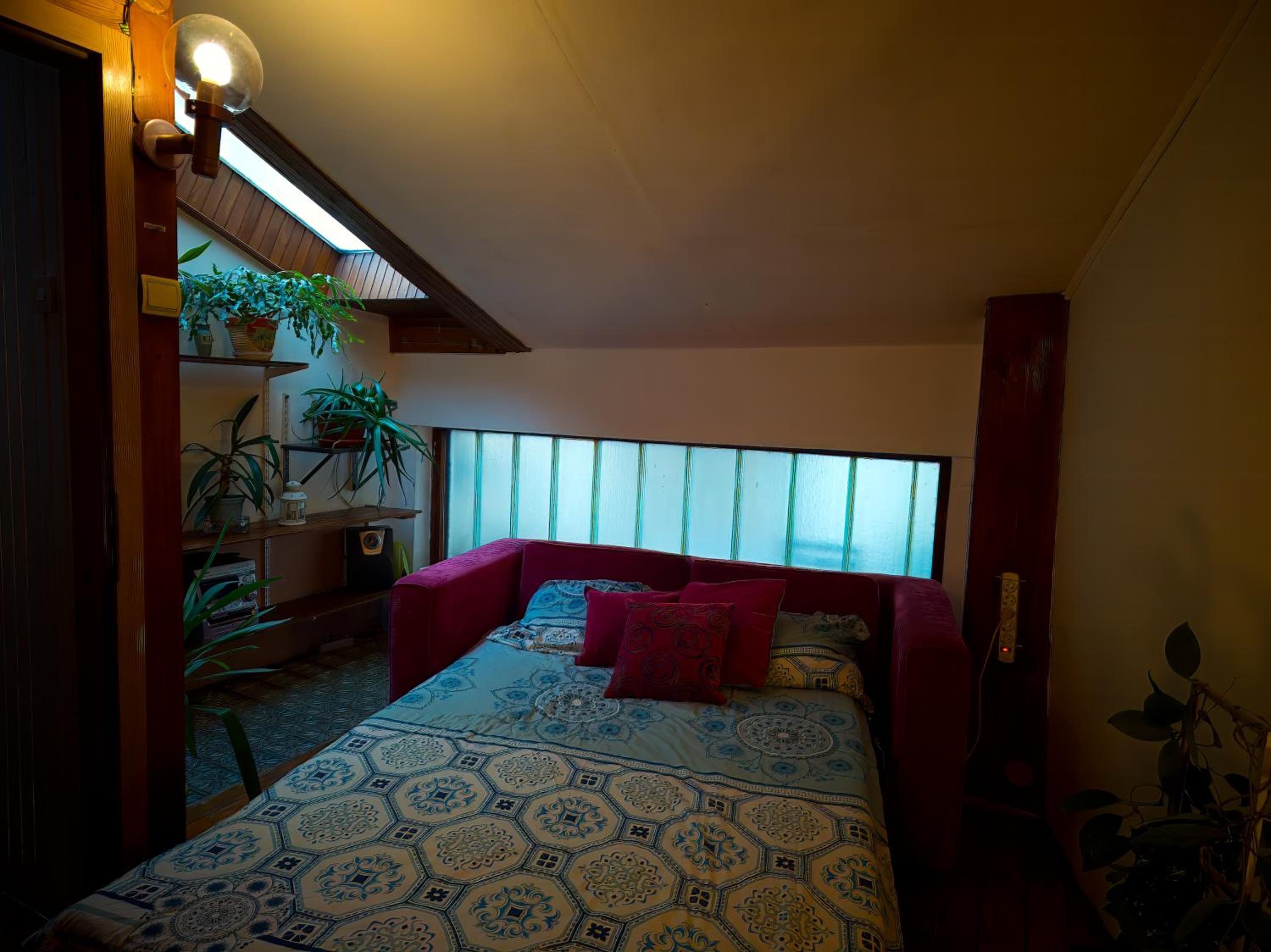 Vintage House on Sava Temple Street view 4