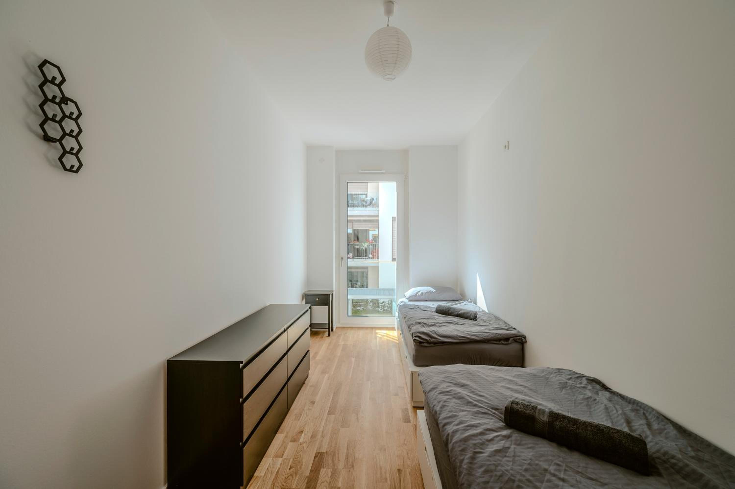 EXQUIS Artistic 2BR-Apartment EAMES I Garden I Family-friendly I Parking I Home Office