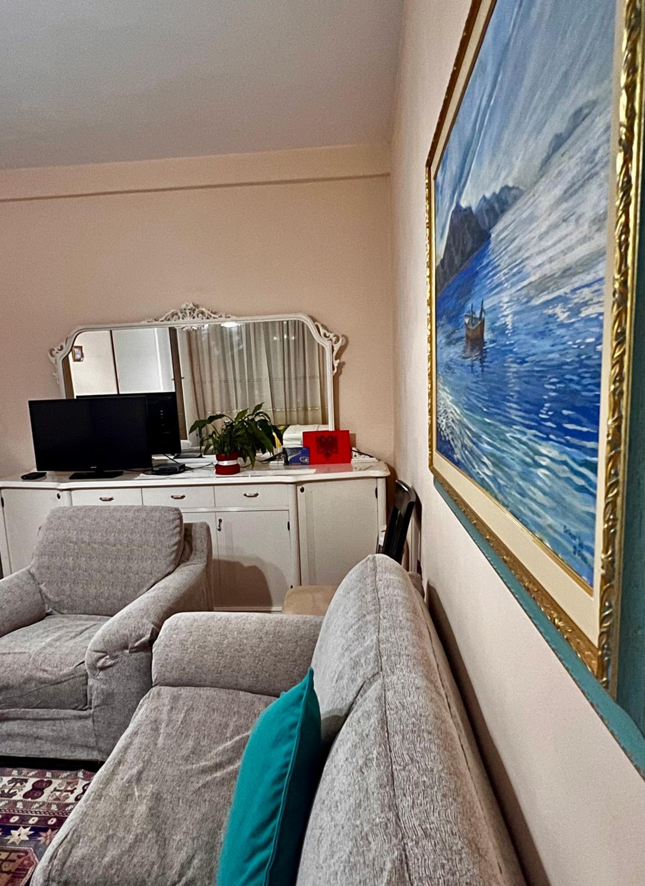 Ela guest house