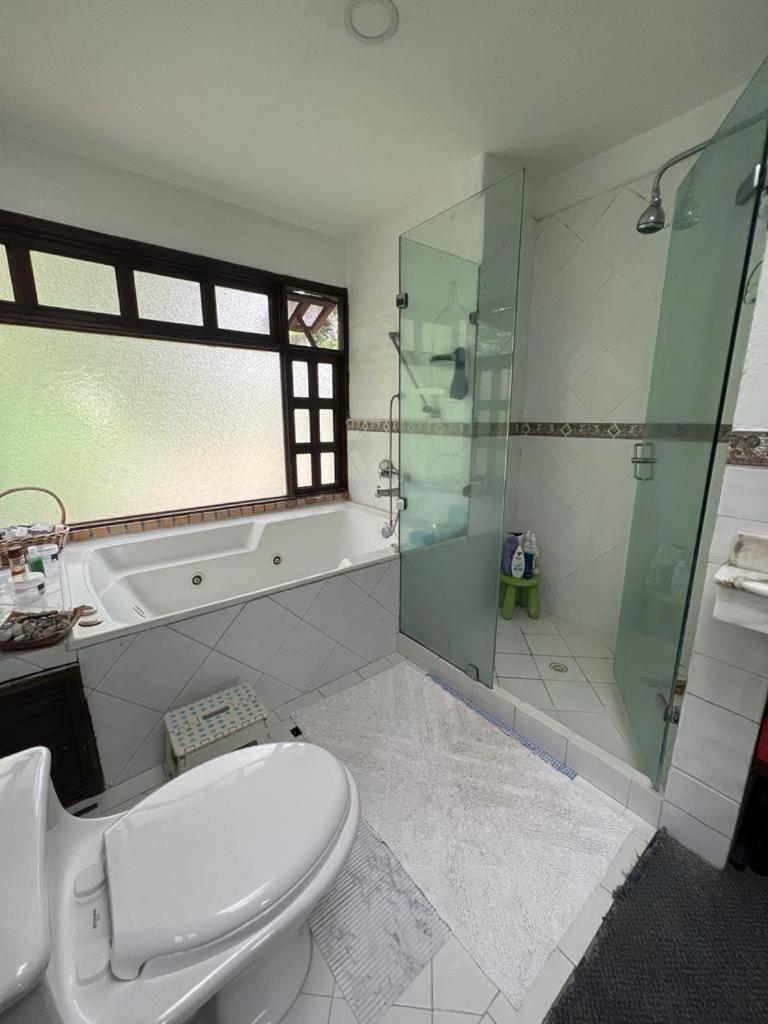DAPA CASA CAMPESTRE CON PISCINA y JACUZZI