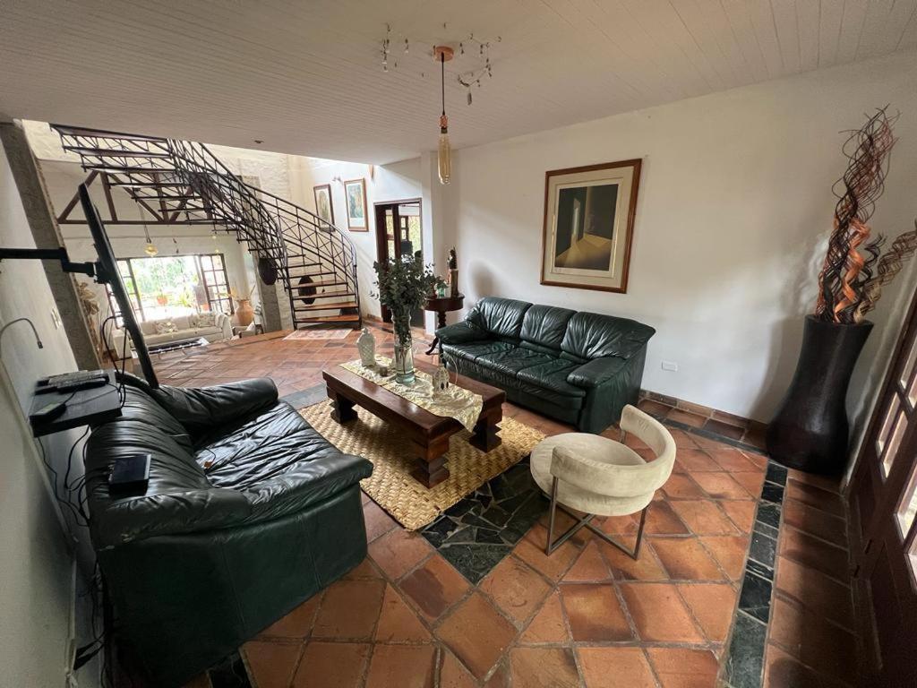 DAPA CASA CAMPESTRE CON PISCINA y JACUZZI