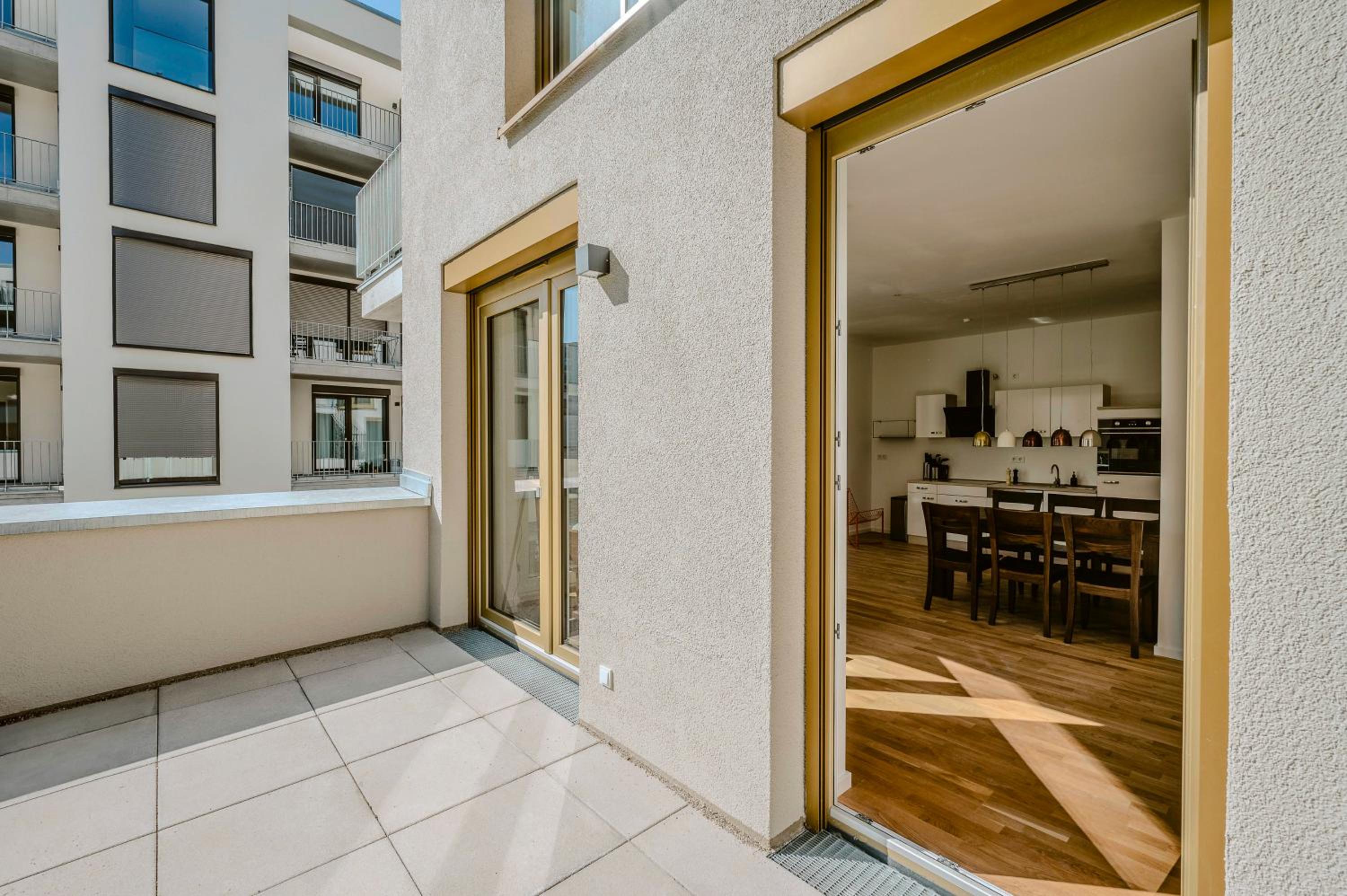 EXQUIS Artistic 2BR-Apartment EAMES I Garden I Family-friendly I Parking I Home Office