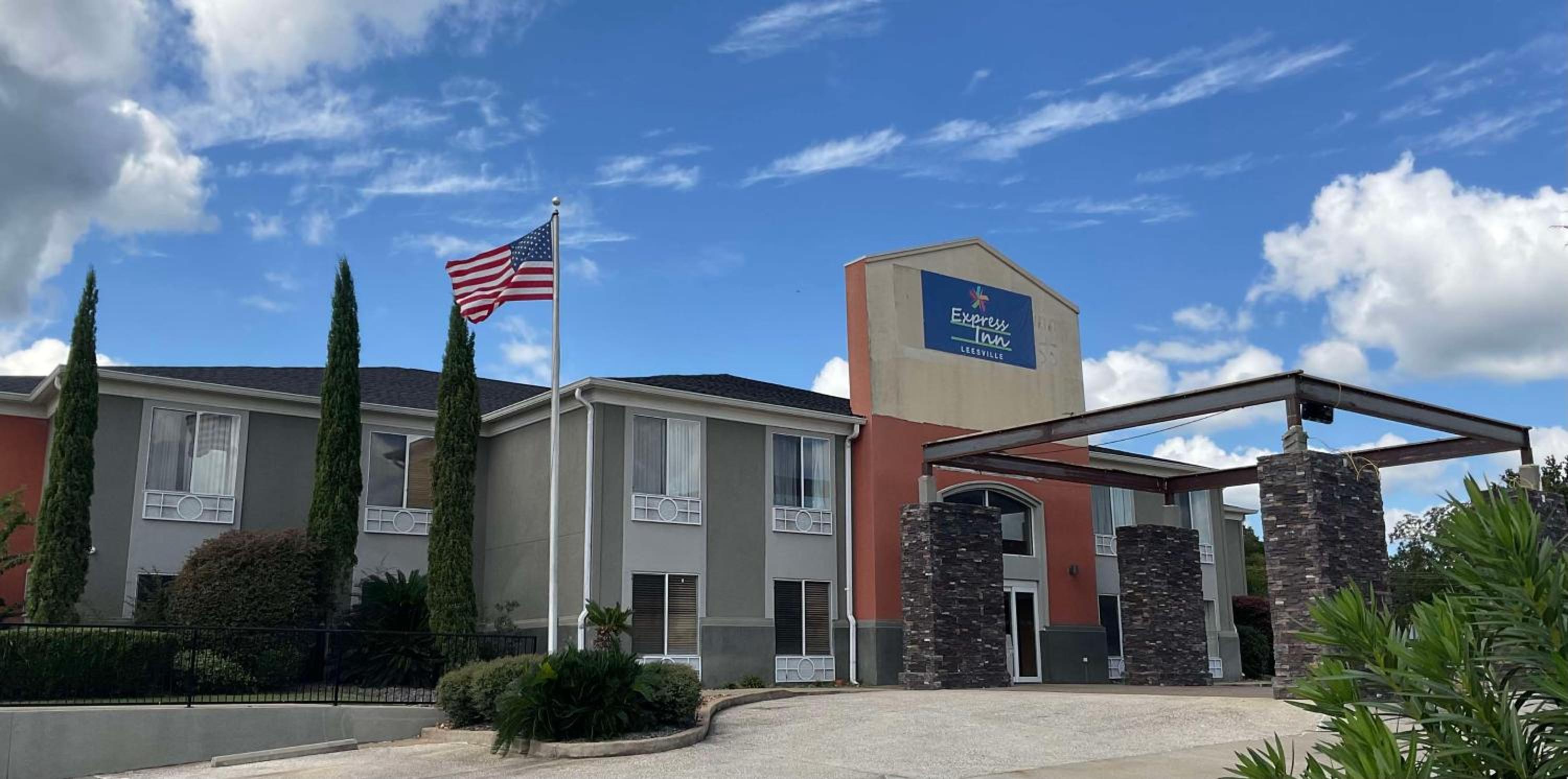 Express Inn Leesville Ft Johnson, SureStay Collection by Best Western view 4