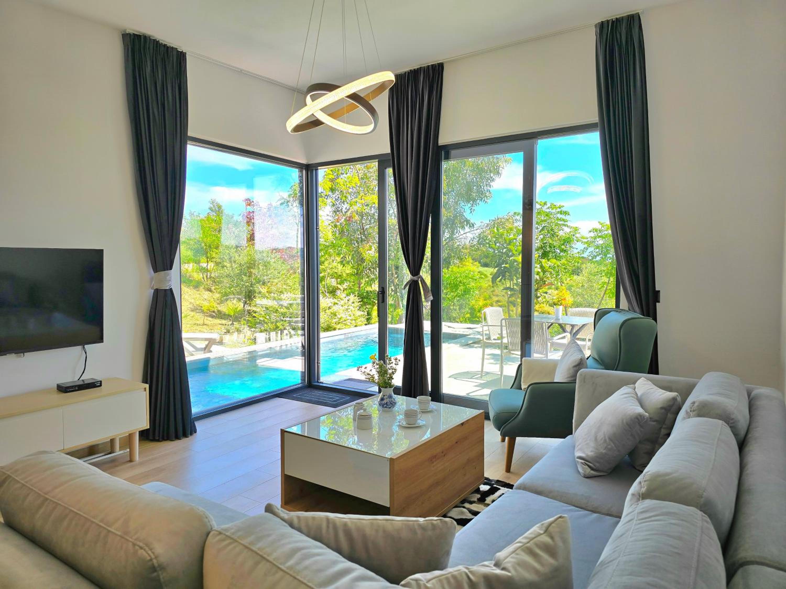 Sea View Villas With Pool