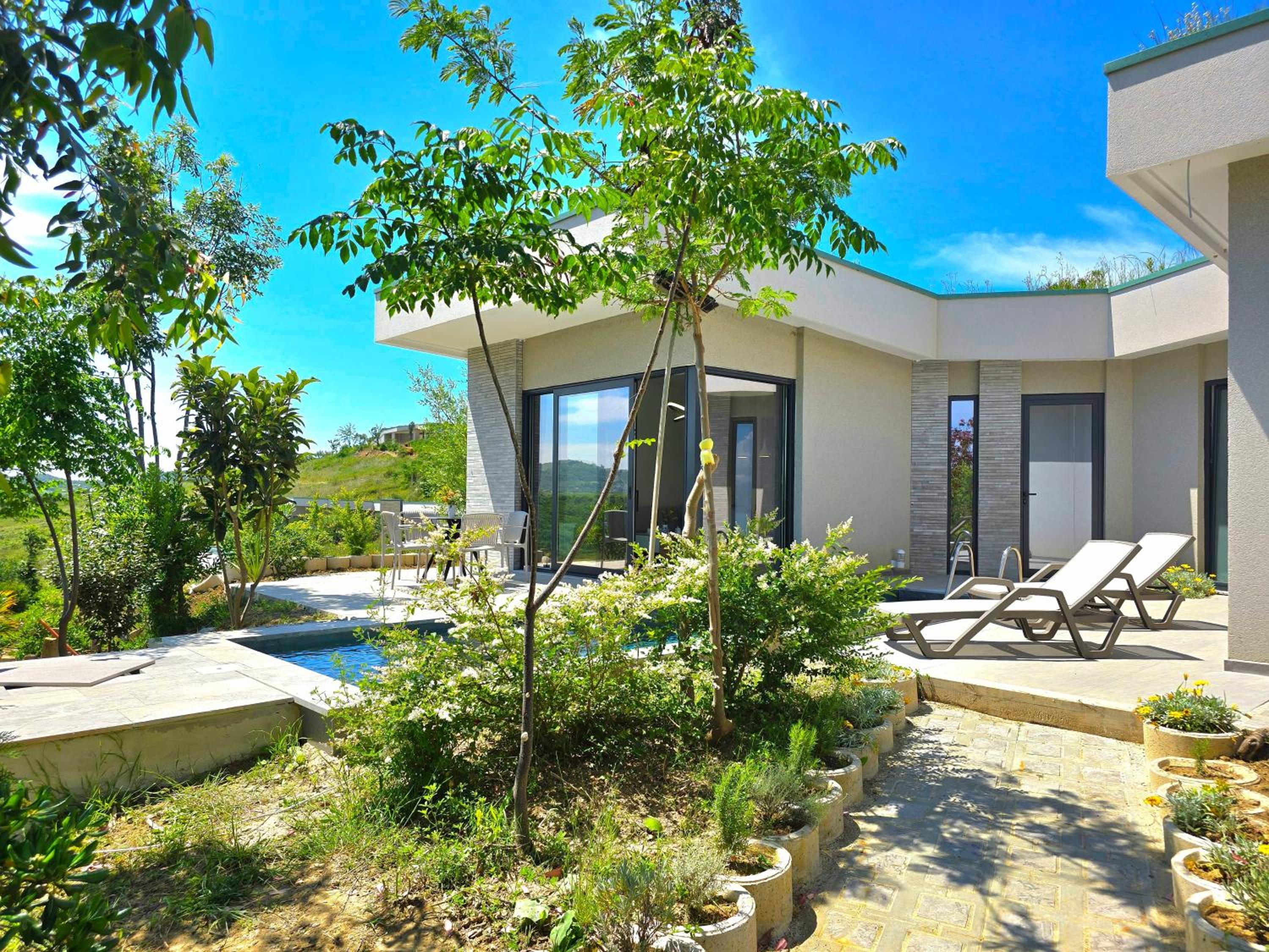Sea View Villas With Pool