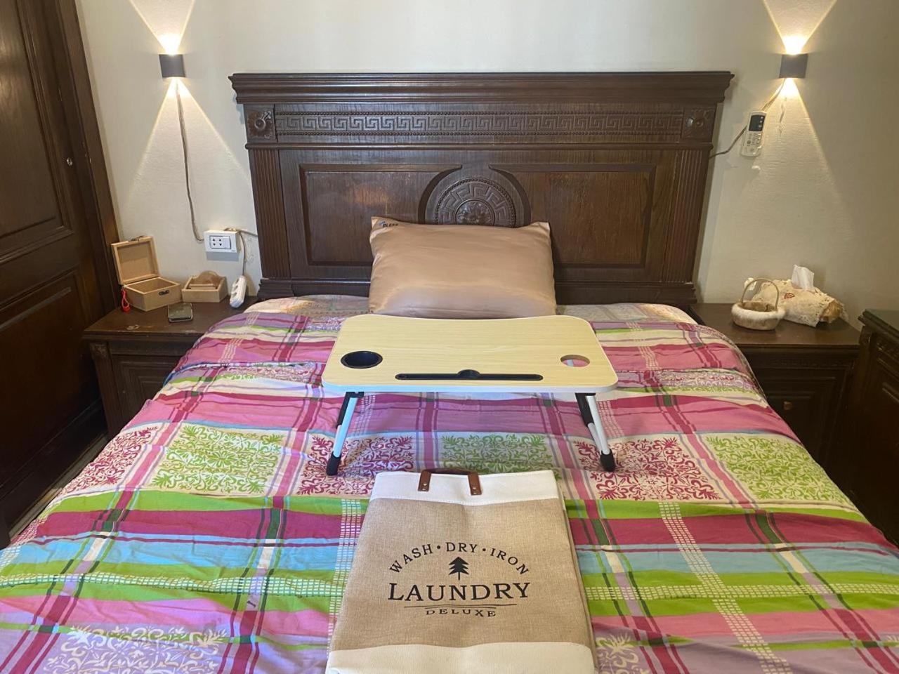 Females only Private bedroom stay with me Rehab city