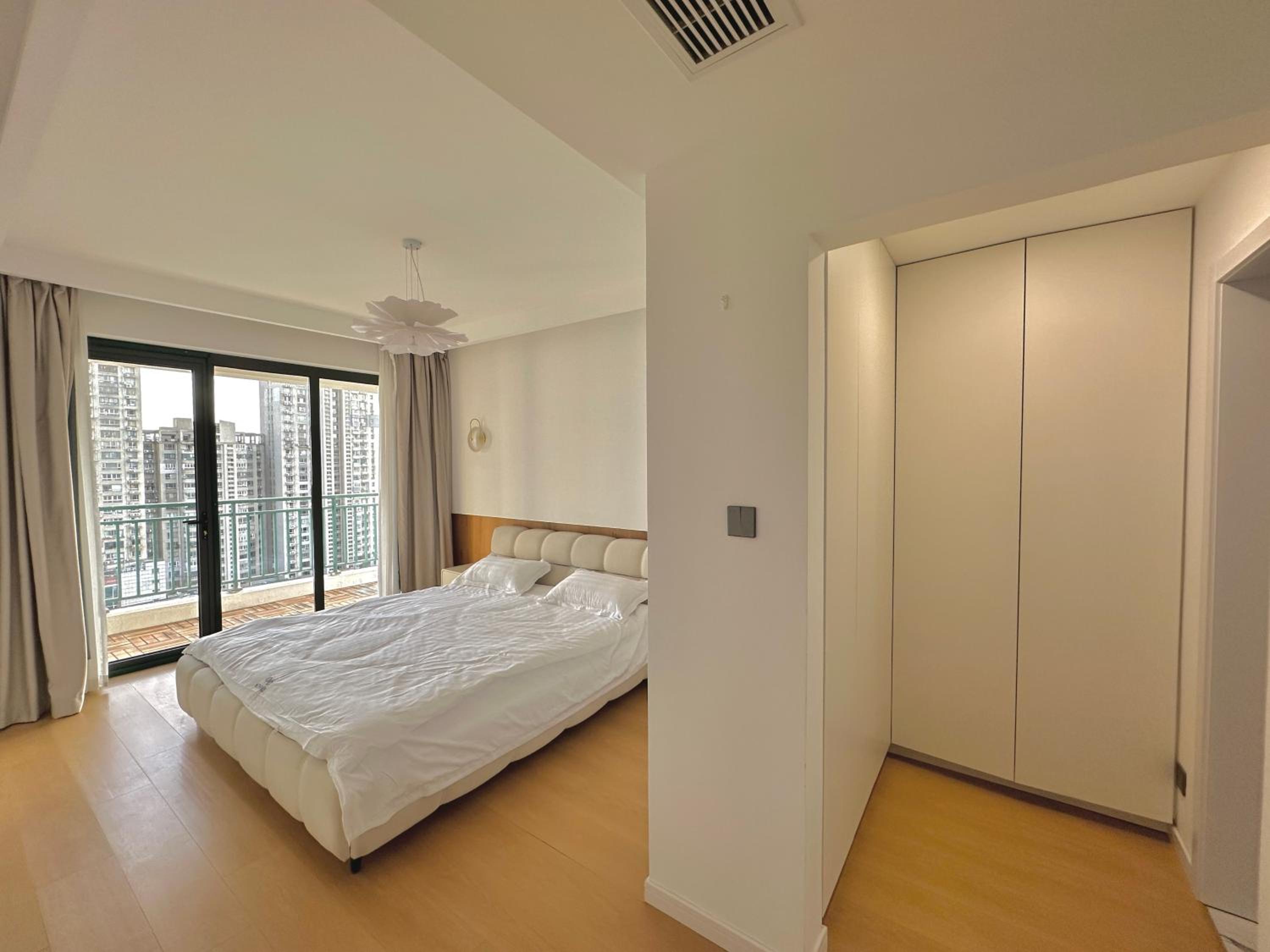 ZHome-Riverside Garden-Near the Bund