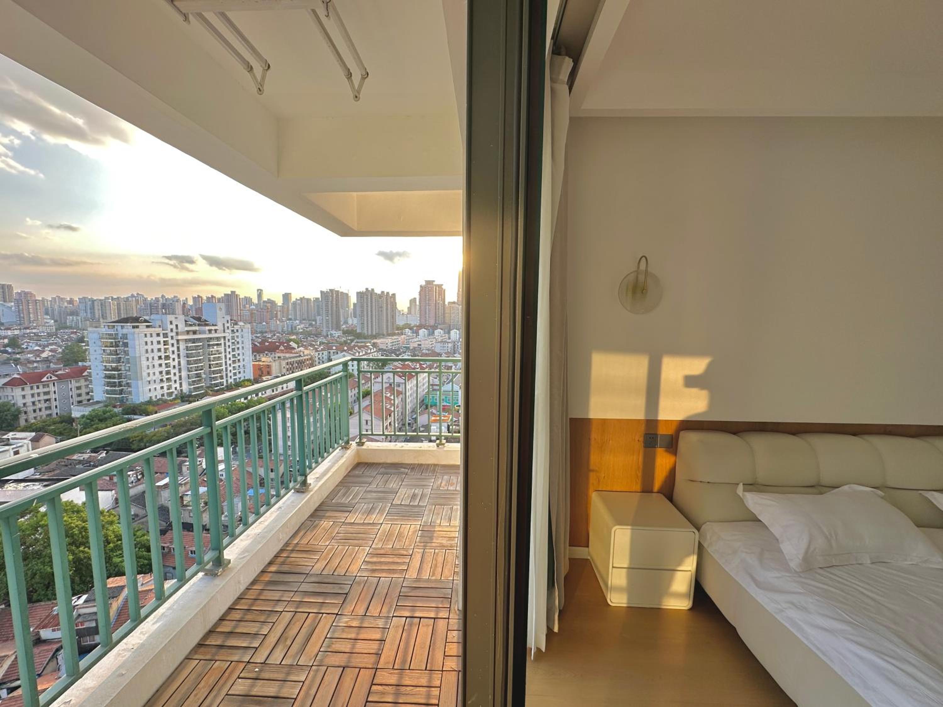 ZHome-Riverside Garden-Near the Bund