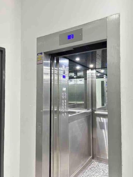 Luminosos y modernos apartamentos con cochera techada