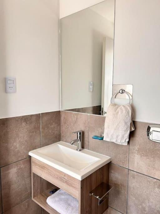 Luminosos y modernos apartamentos con cochera techada