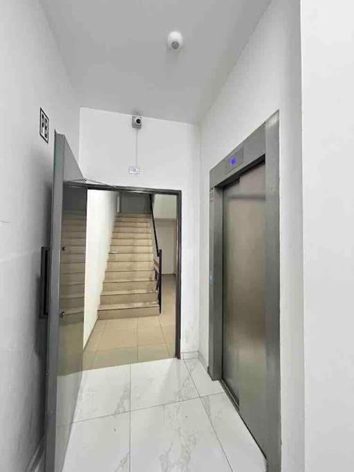 Luminosos y modernos apartamentos con cochera techada