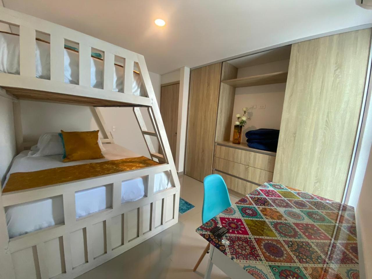 CARTAGENA 3BR WiFi AC pool Parking beach and sea alquileraptocartagena