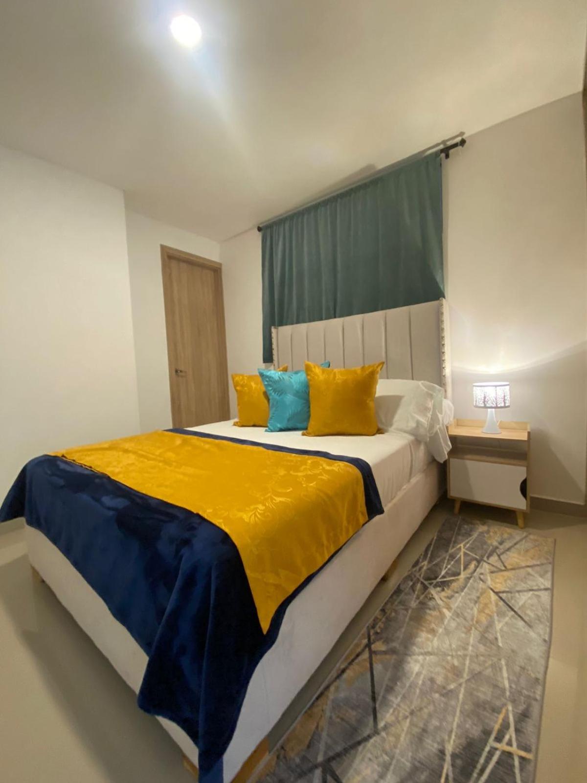 CARTAGENA 3BR WiFi AC pool Parking beach and sea alquileraptocartagena