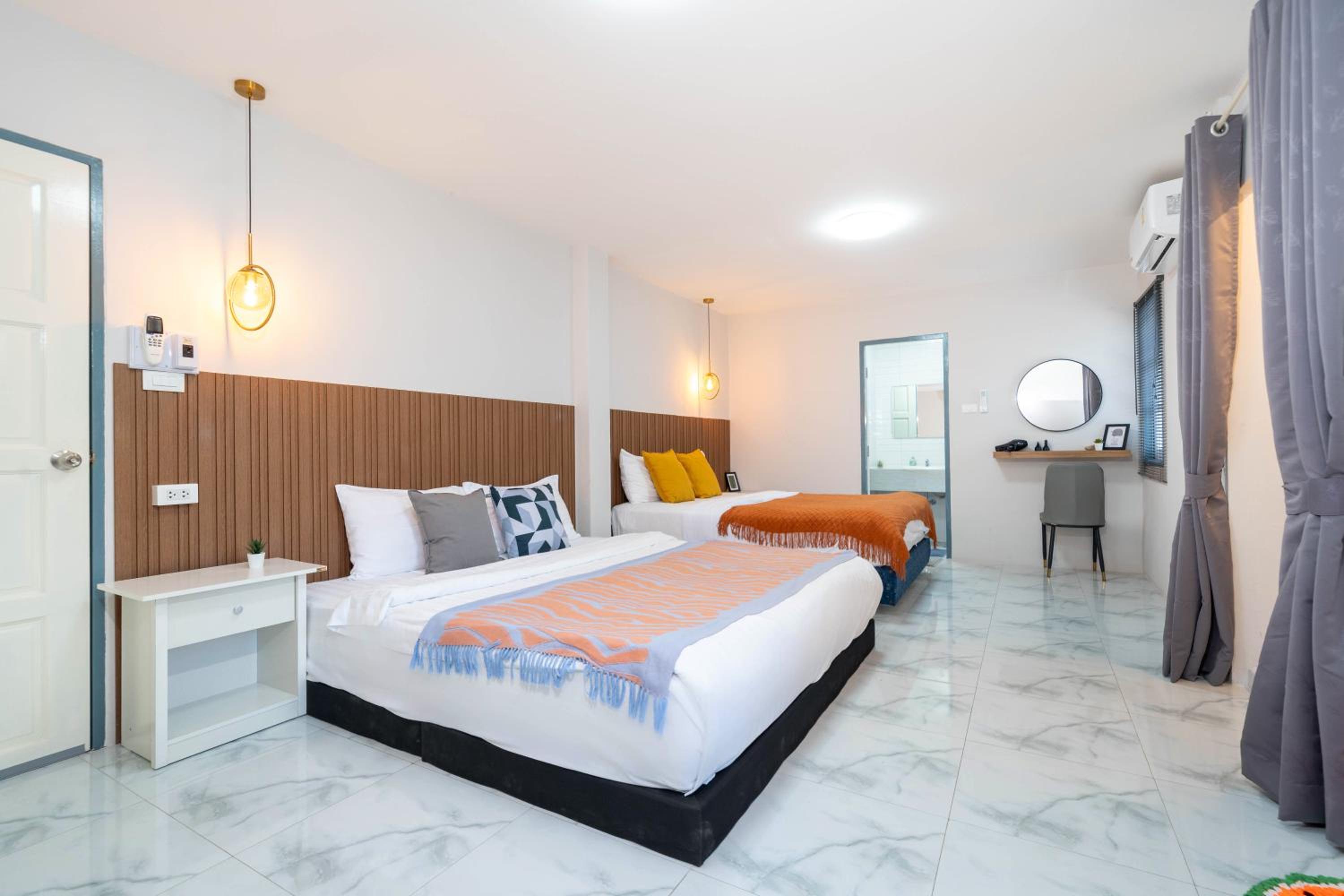 Bangla Patong Pool Villas with 4 Villas different designs choose fro, photo before Book