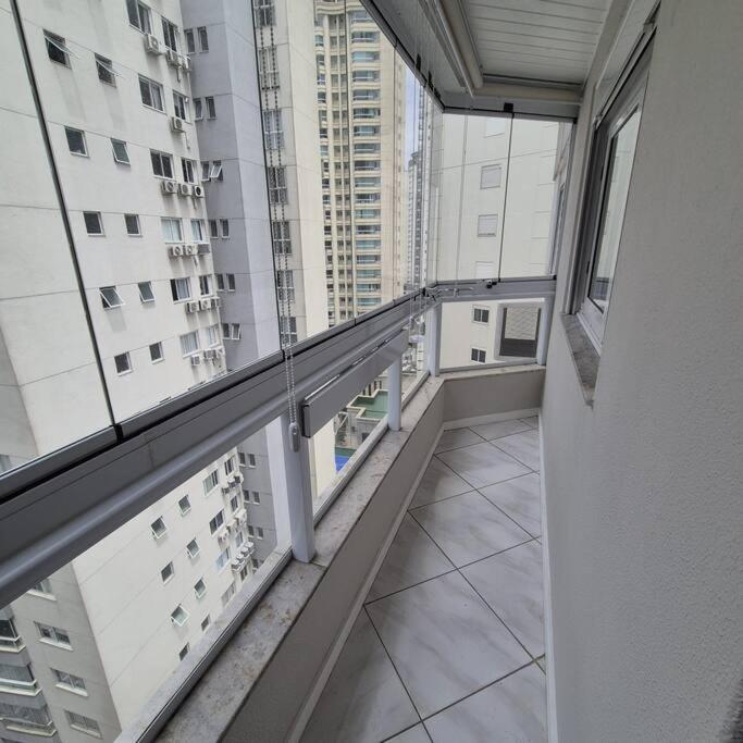Apartamento Balneário Camboriú, Pé na Areia !