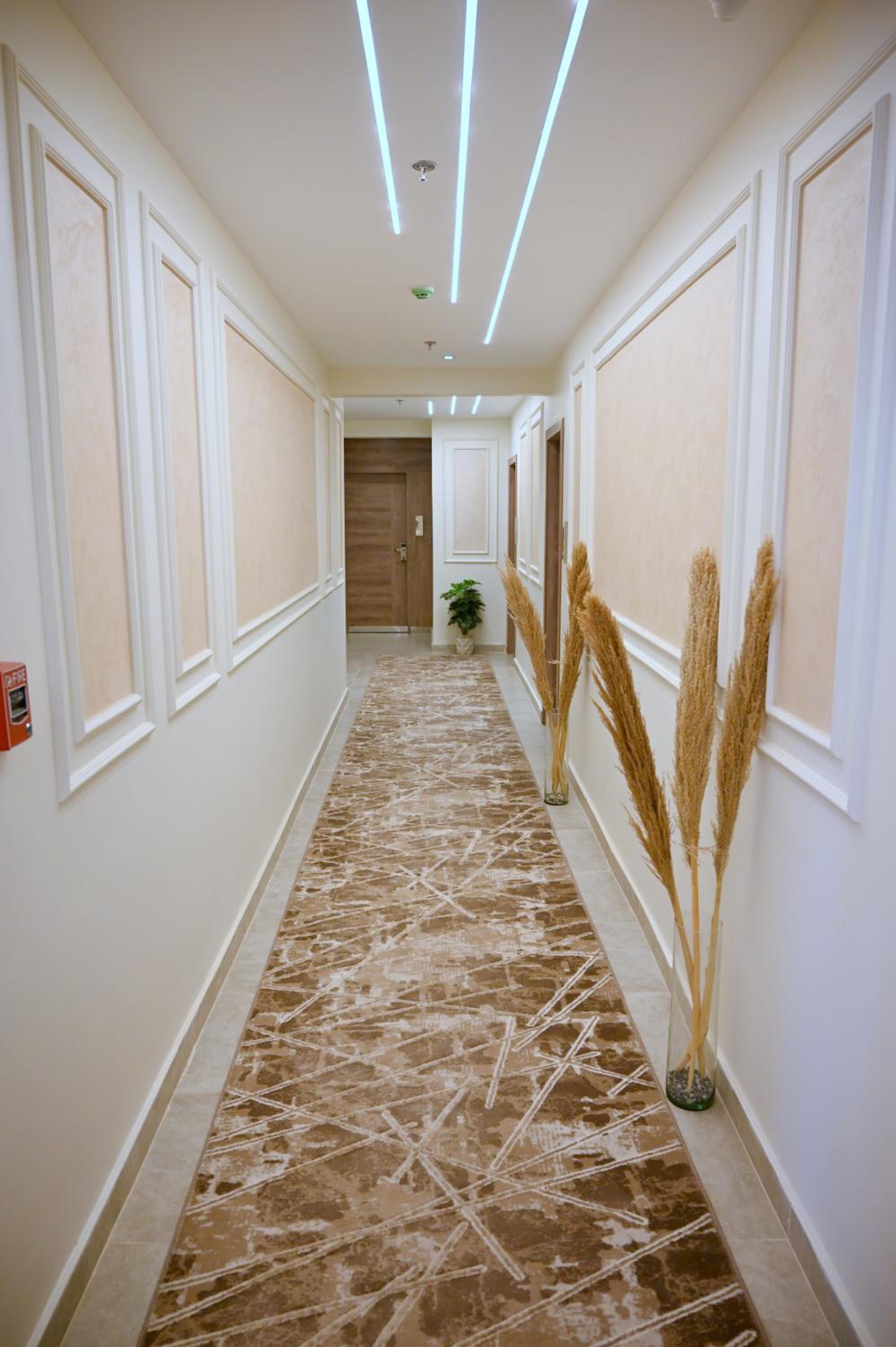 Pyramids Wonders Hotel
