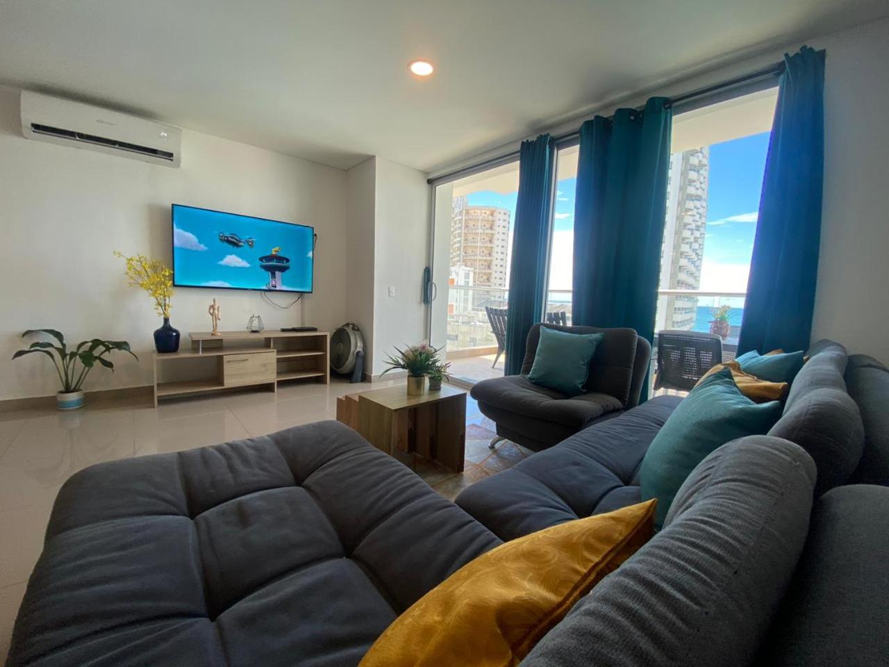 CARTAGENA 3BR WiFi AC pool Parking beach and sea alquileraptocartagena