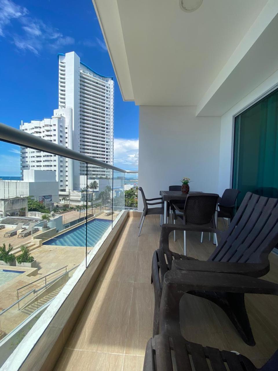 CARTAGENA 3BR WiFi AC pool Parking beach and sea alquileraptocartagena