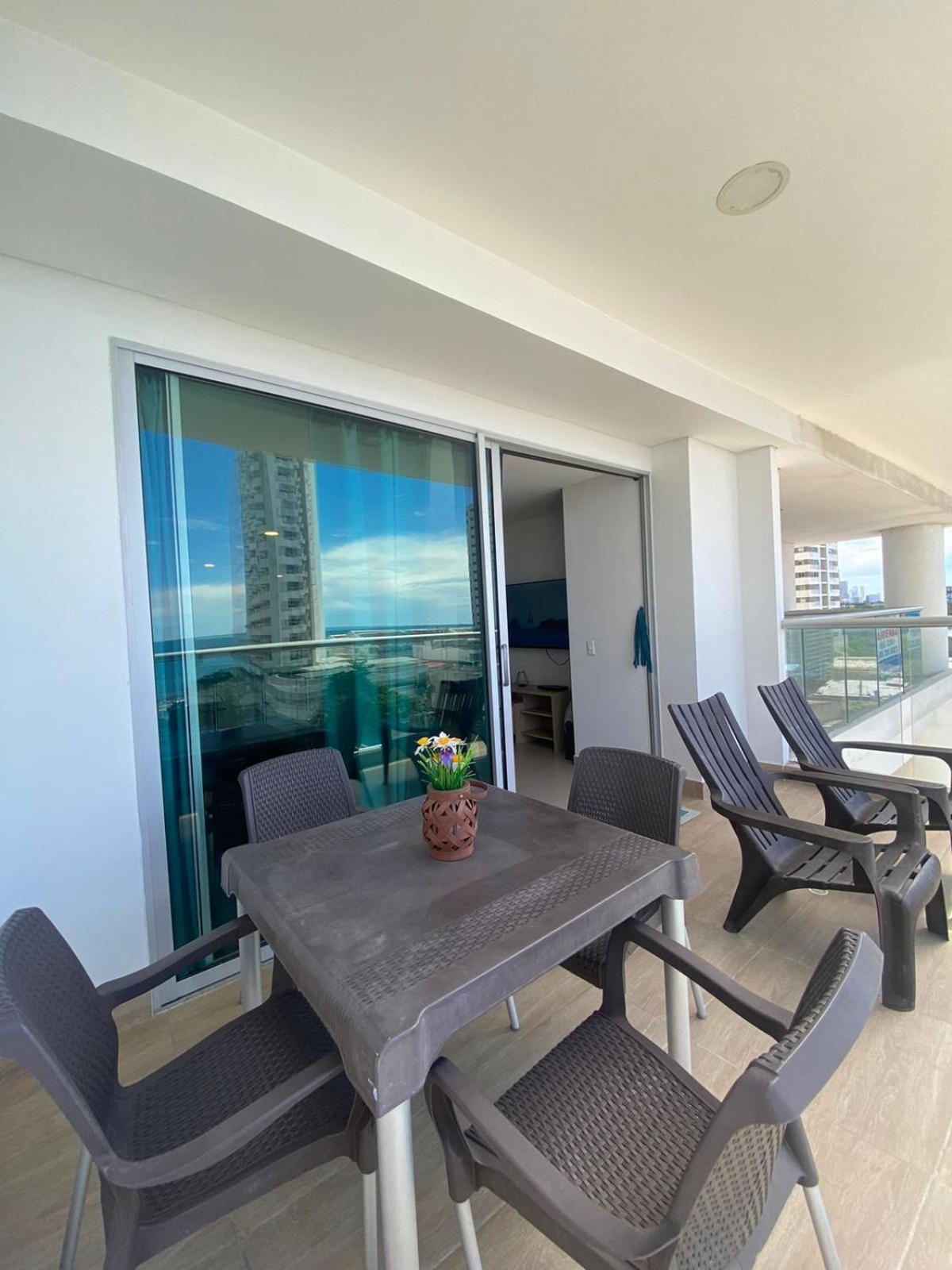 CARTAGENA 3BR WiFi AC pool Parking beach and sea alquileraptocartagena