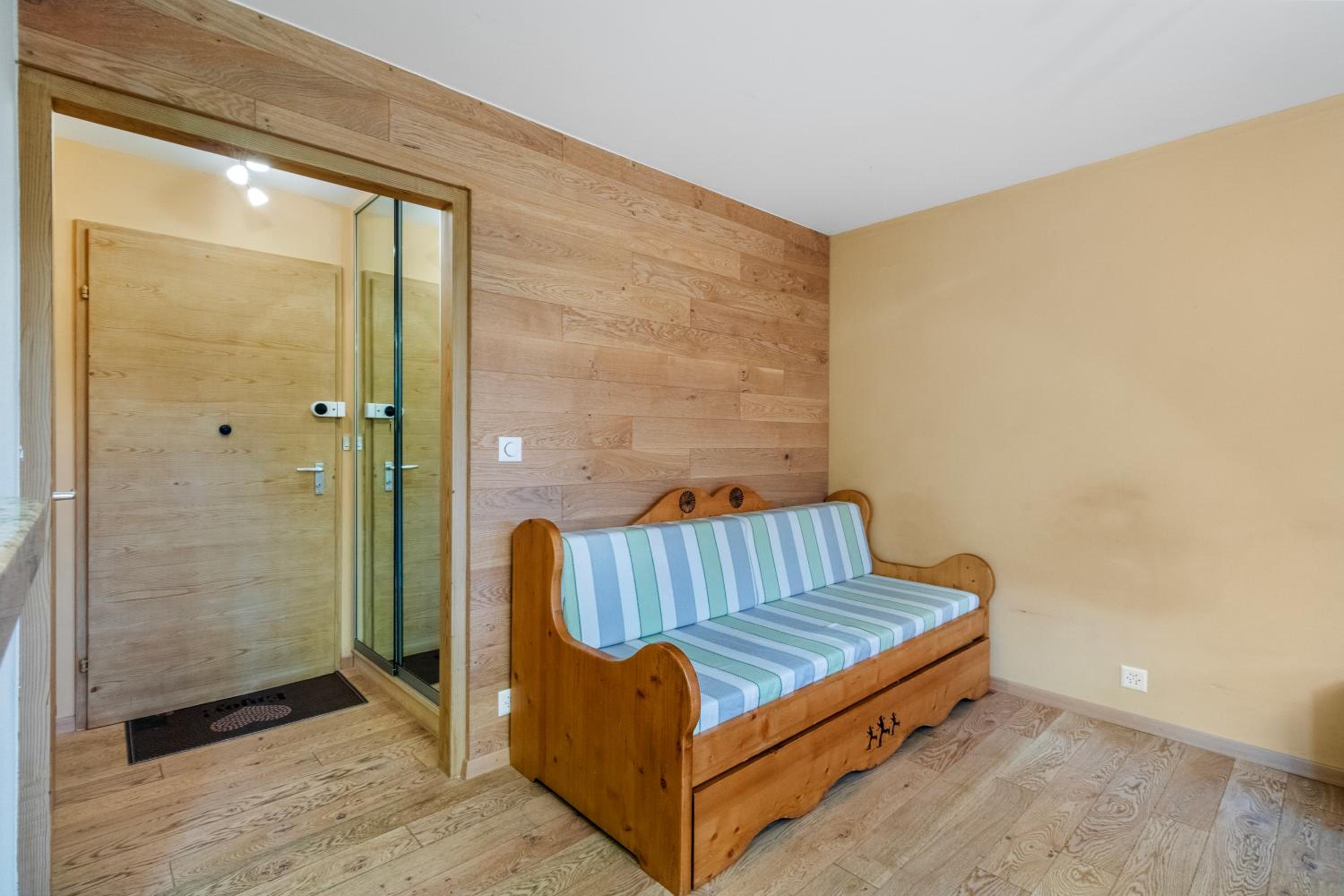 Chaleureux studio avec vue sur les montagnes