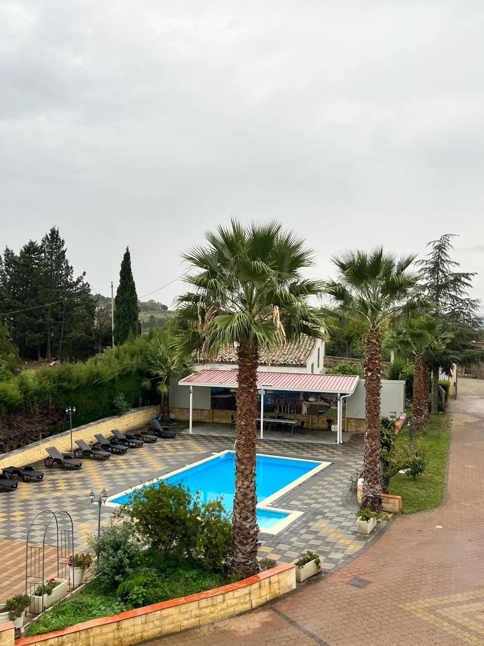 Refined Villa in Enna with Private Pool