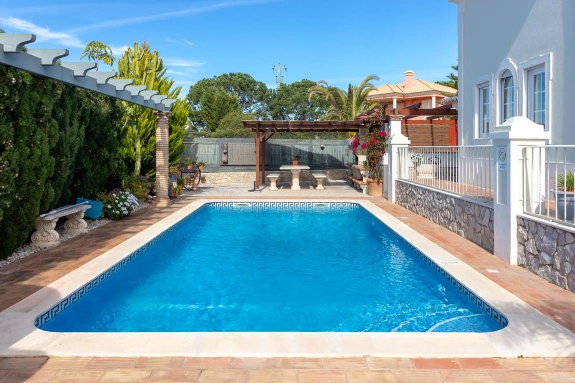 Villa Oliveira Family villa BBQ Pool view 4