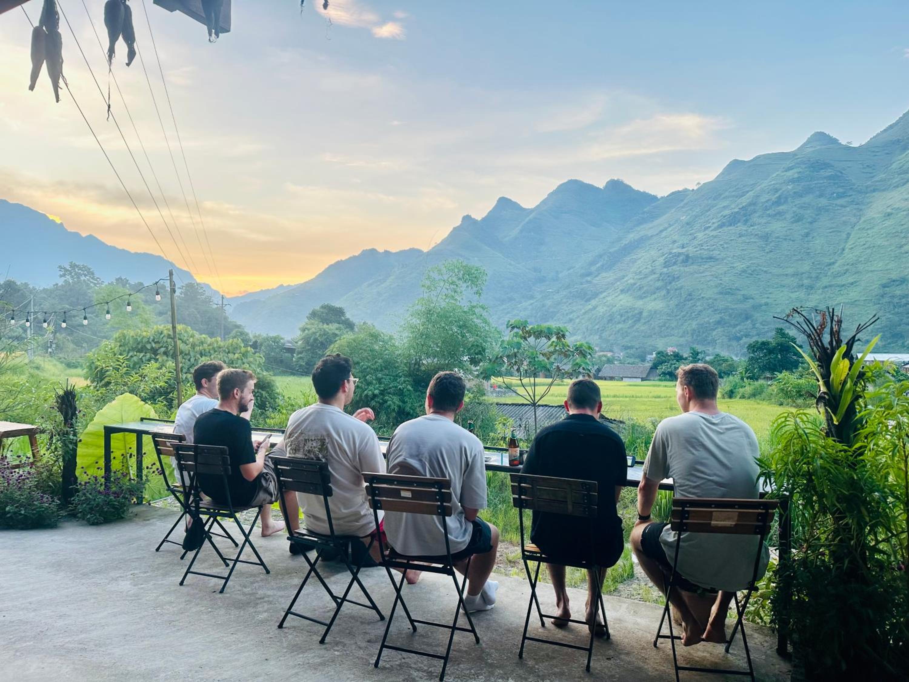 Du Gia Field View Homestay